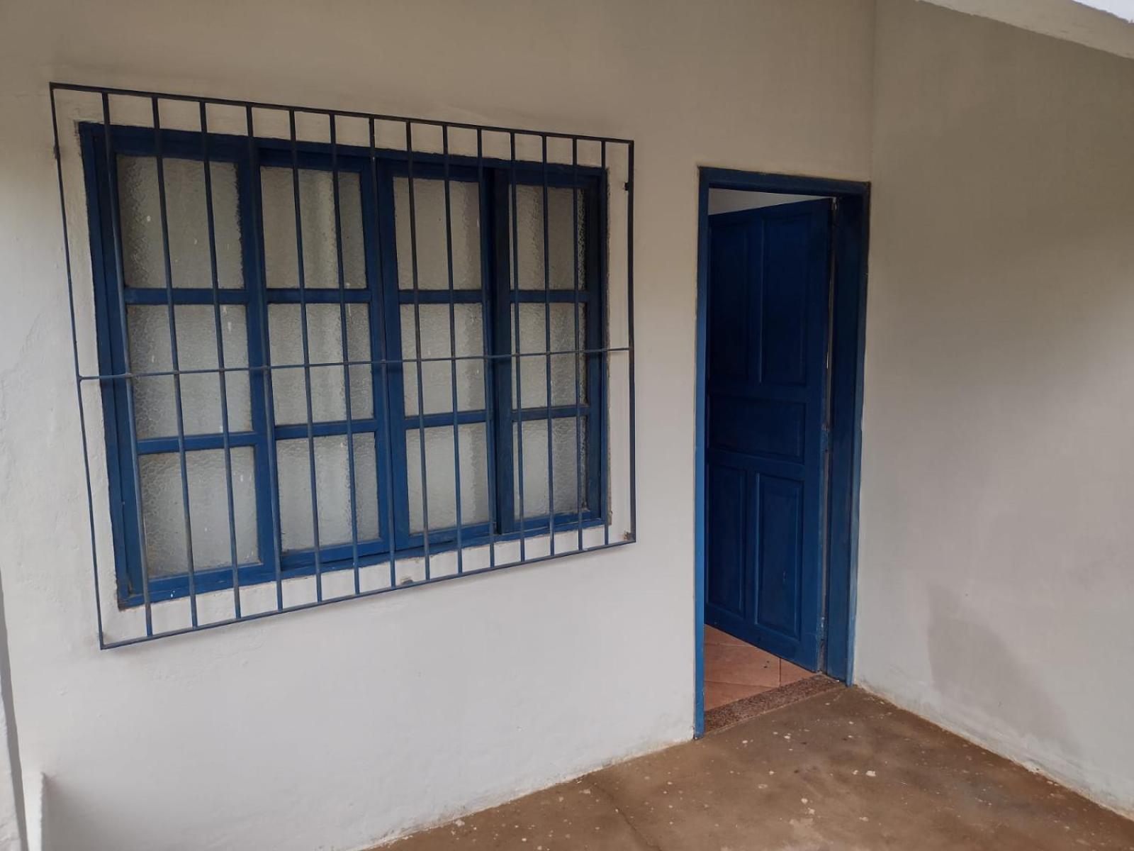 Standard Single Room with Shared Bathroom photo 2