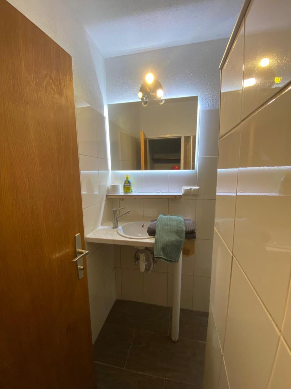 Budget Double Room photo 3
