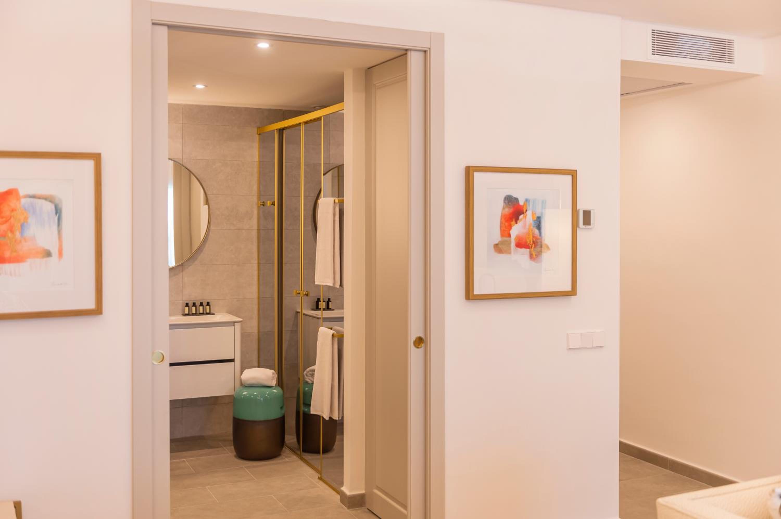 Double Room with Terrace - Photo 9