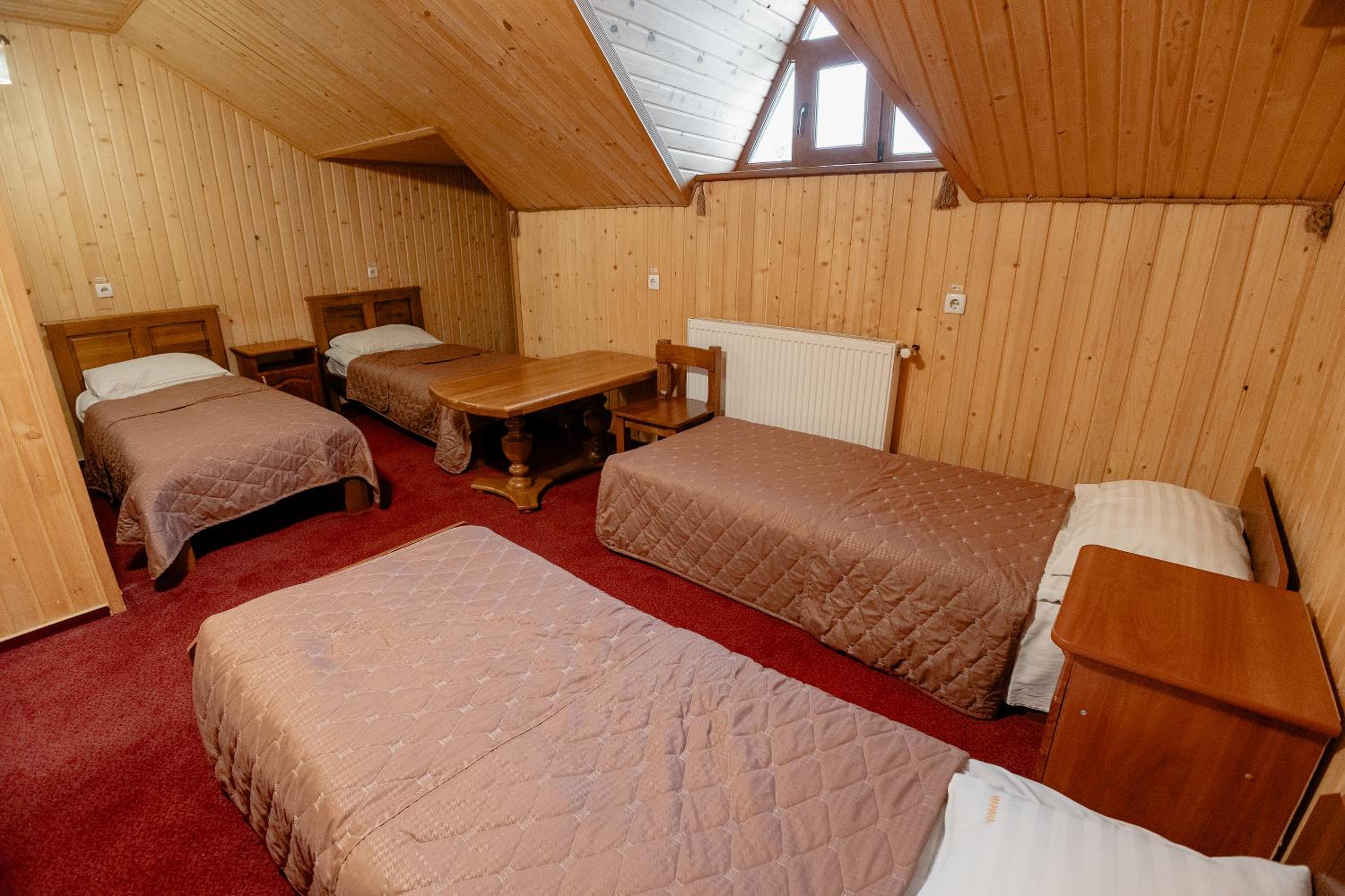 Quadruple Room photo 2