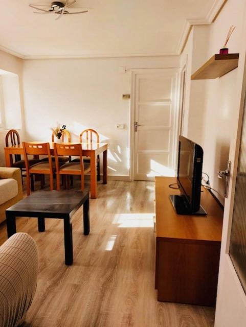 Casa de tres habitaciones