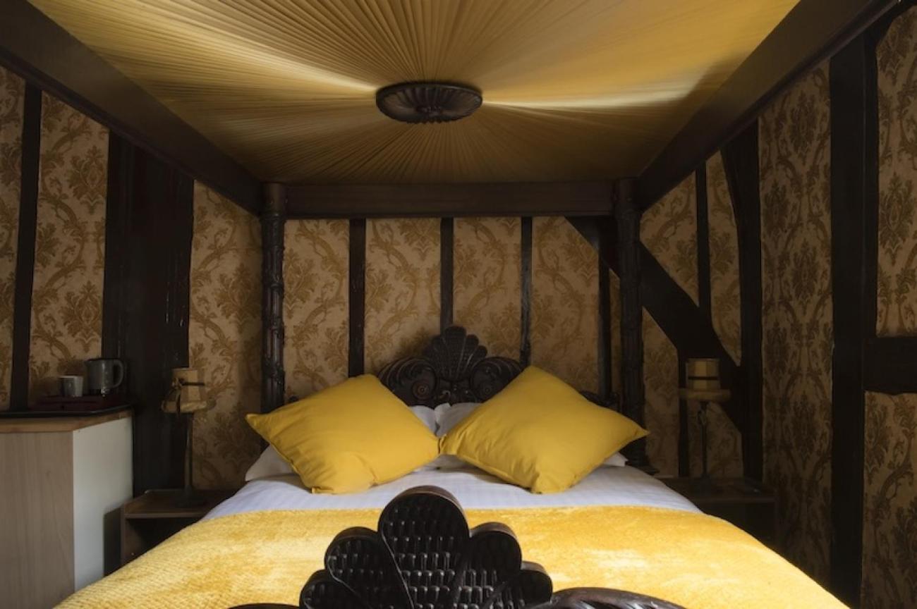 Superior King Room - Photo 4
