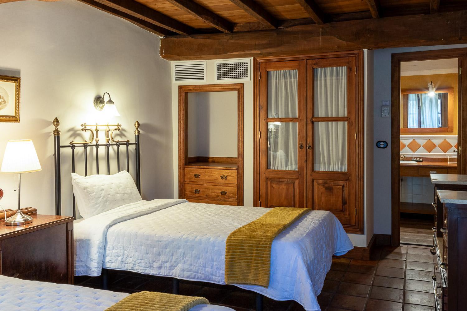 Twin Room with Balcony photo 2