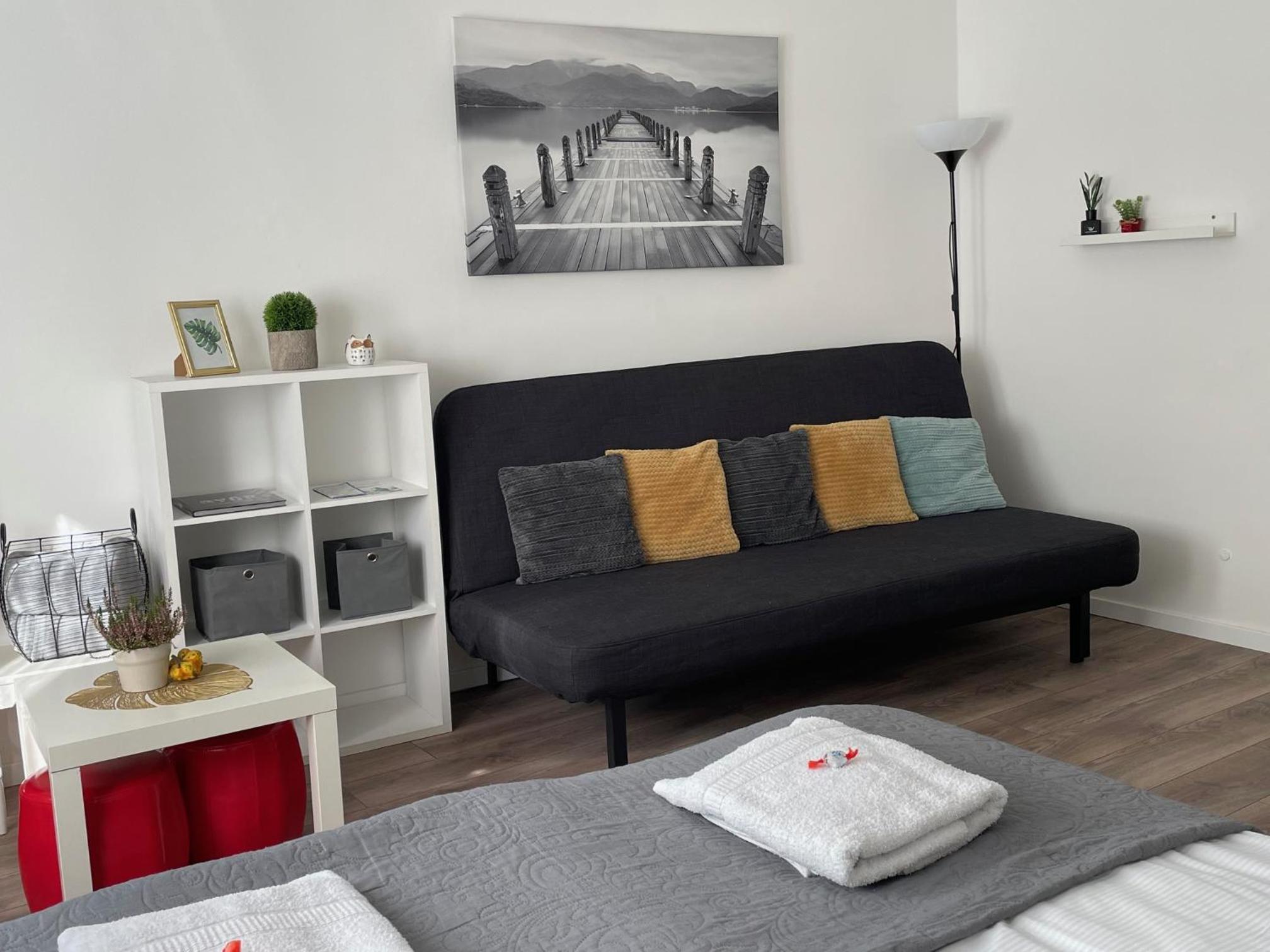 One-Bedroom Apartment - Photo 18
