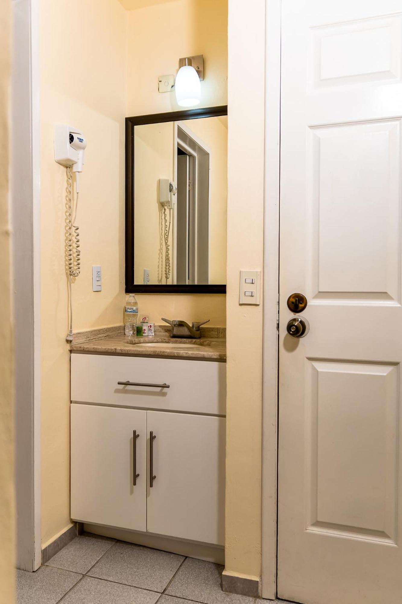 Superior Twin Room photo 3