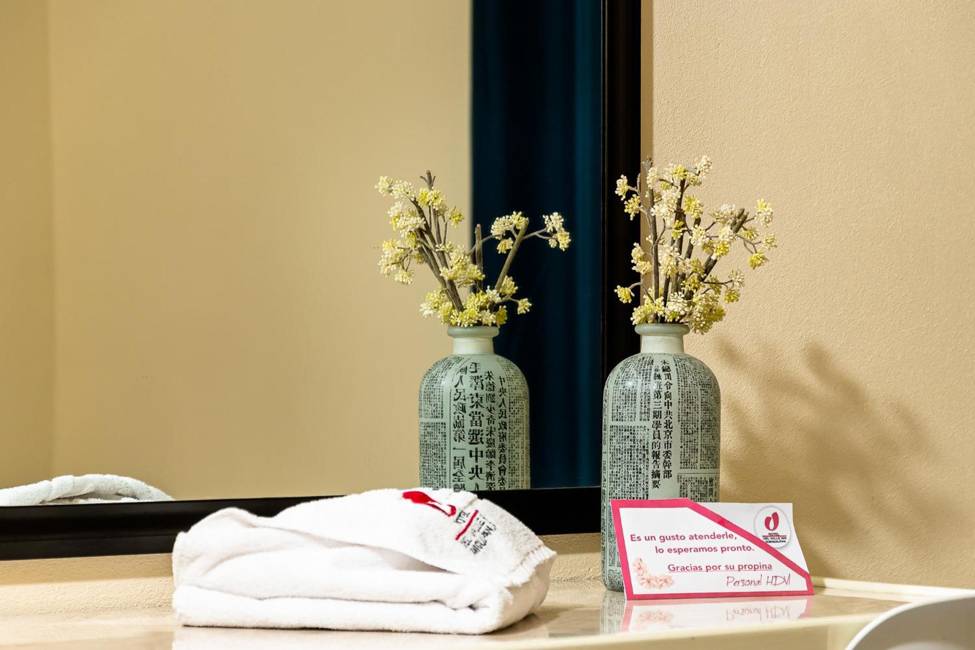 Twin Room with Bathroom photo 3