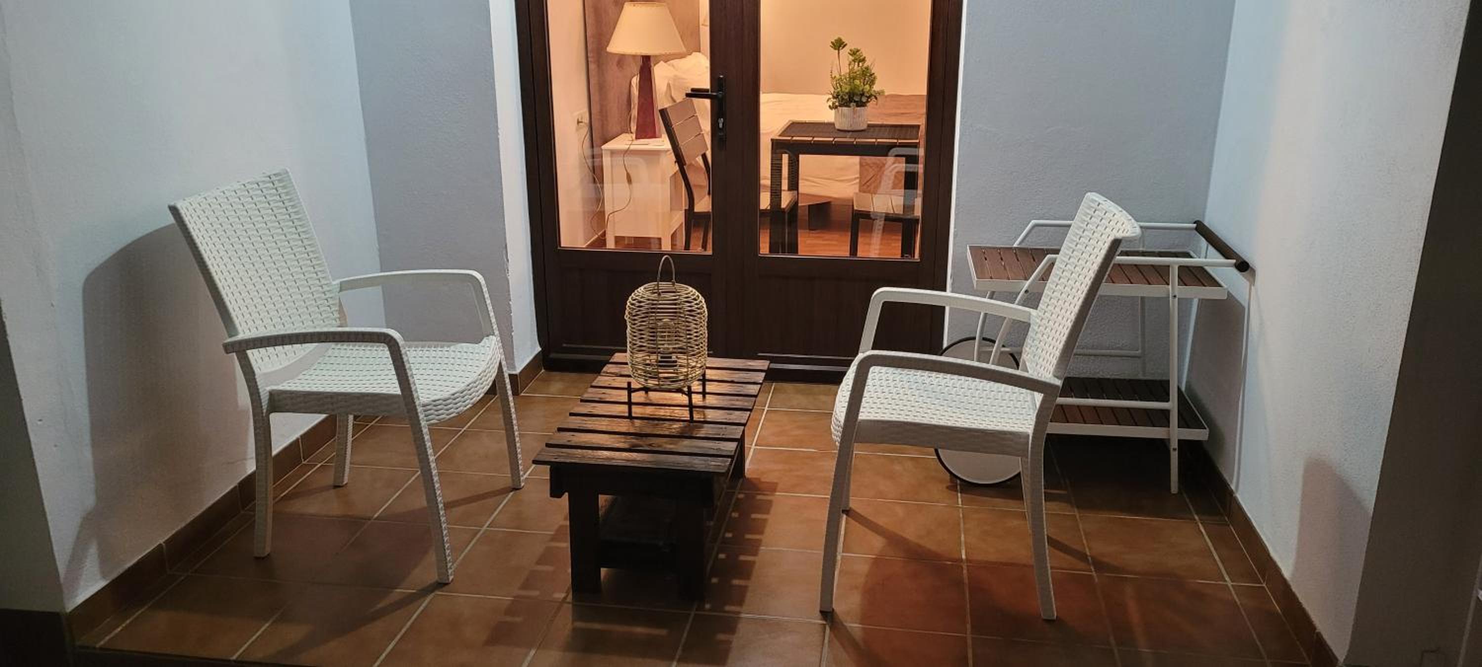 Double Room with Patio photo 3