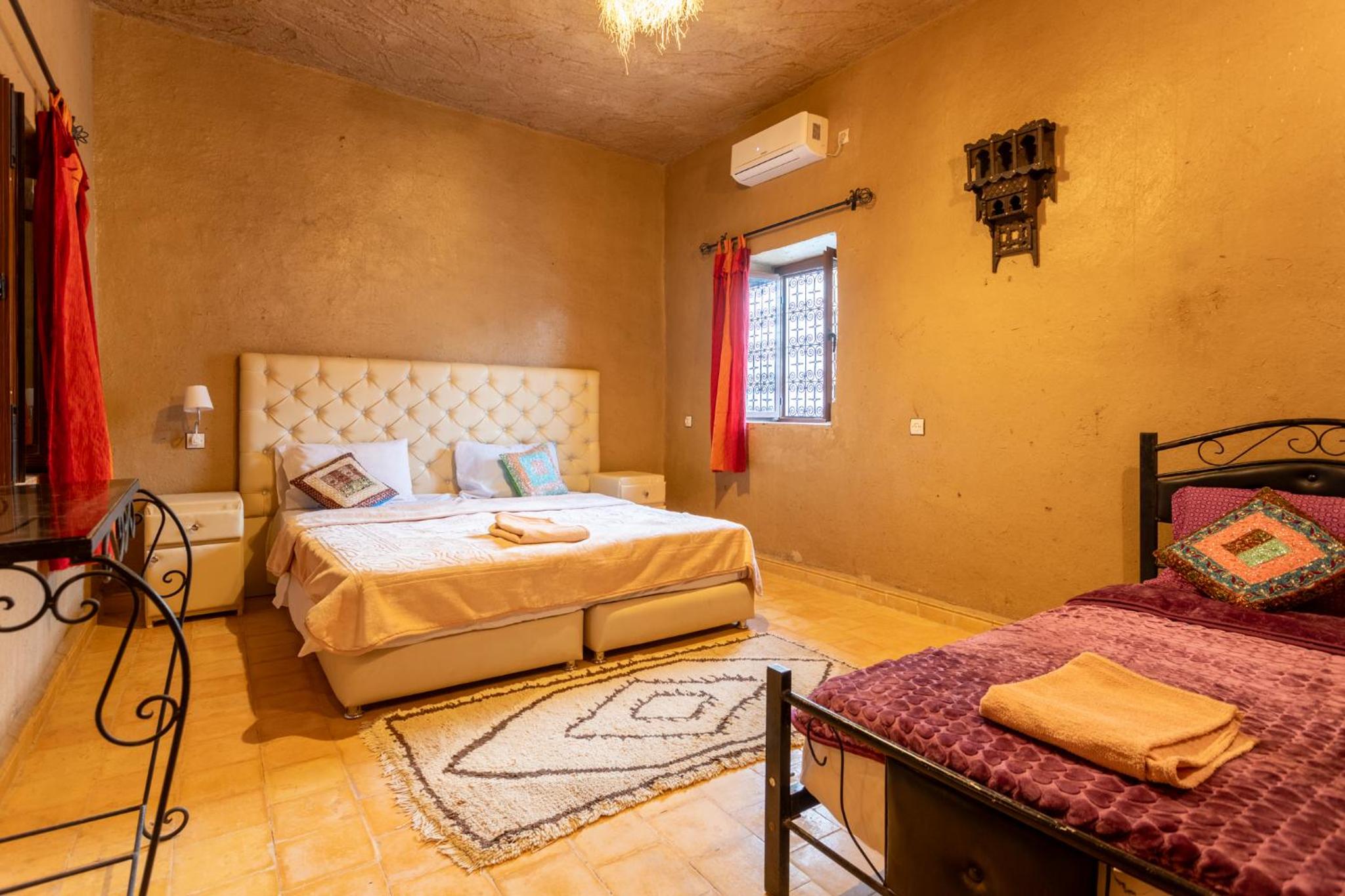 Standard Double Room - Photo 3
