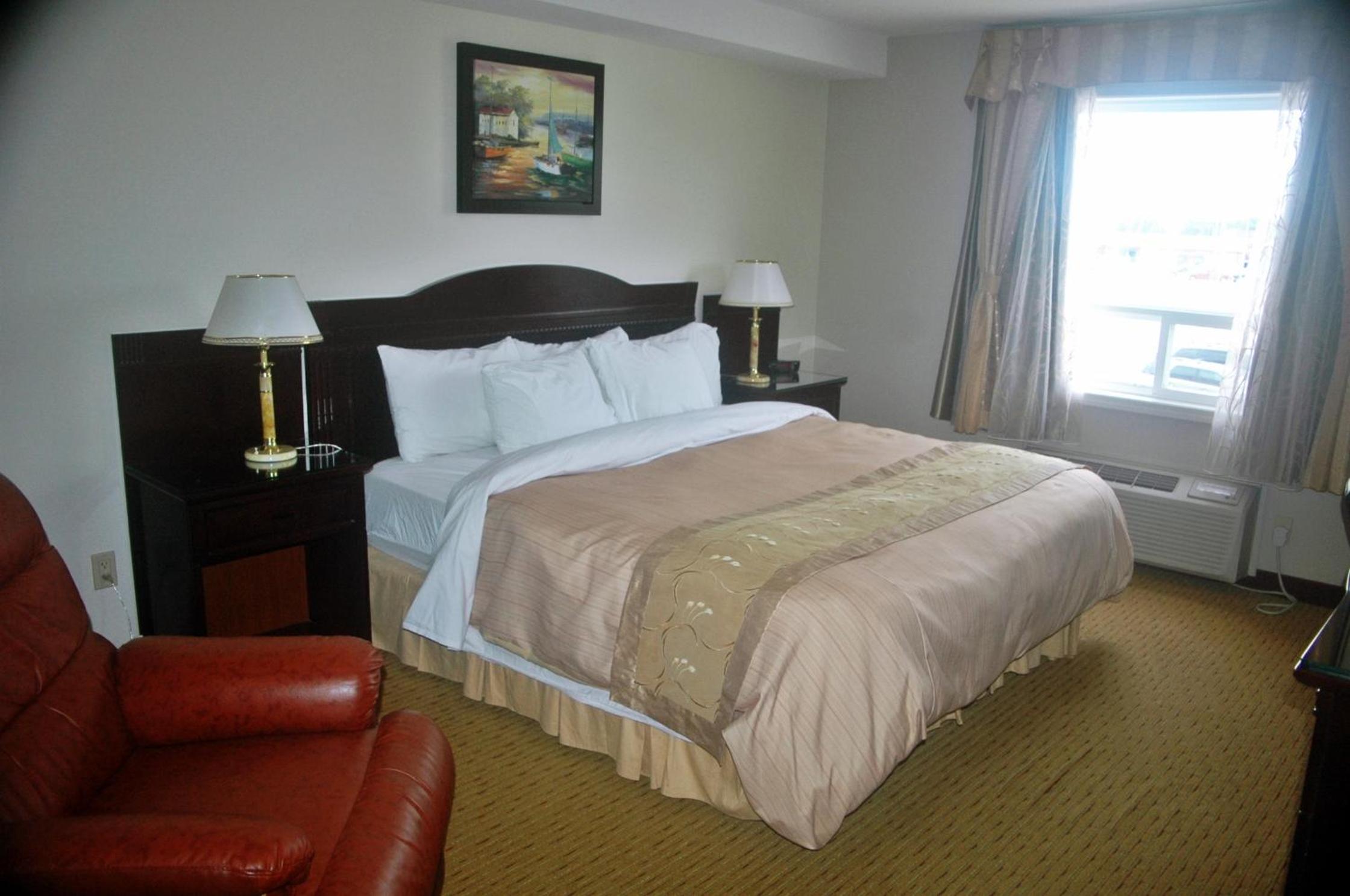 King Room - Disability Access/Non-Smoking - Photo 1