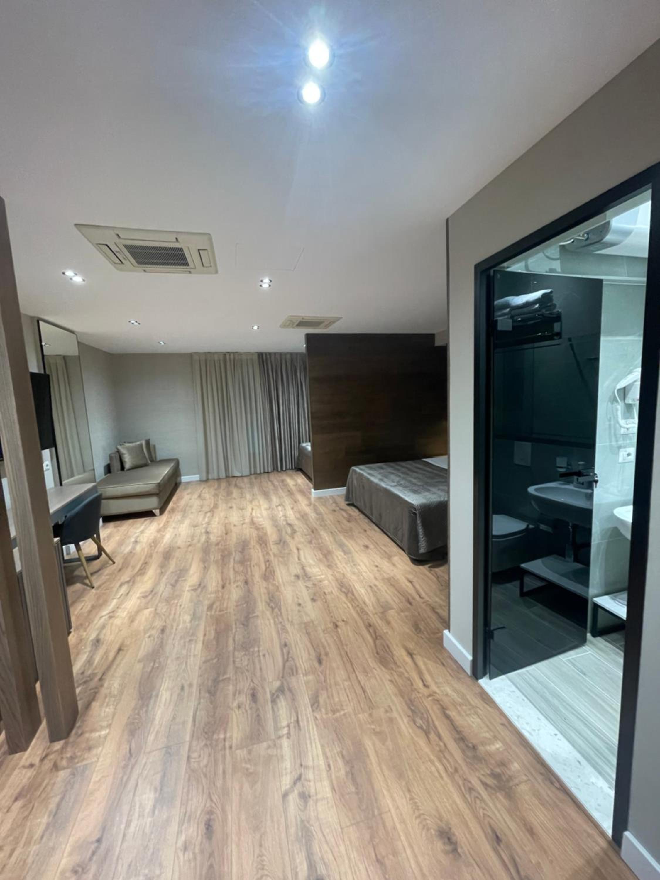 Superior Quadruple Room photo 3