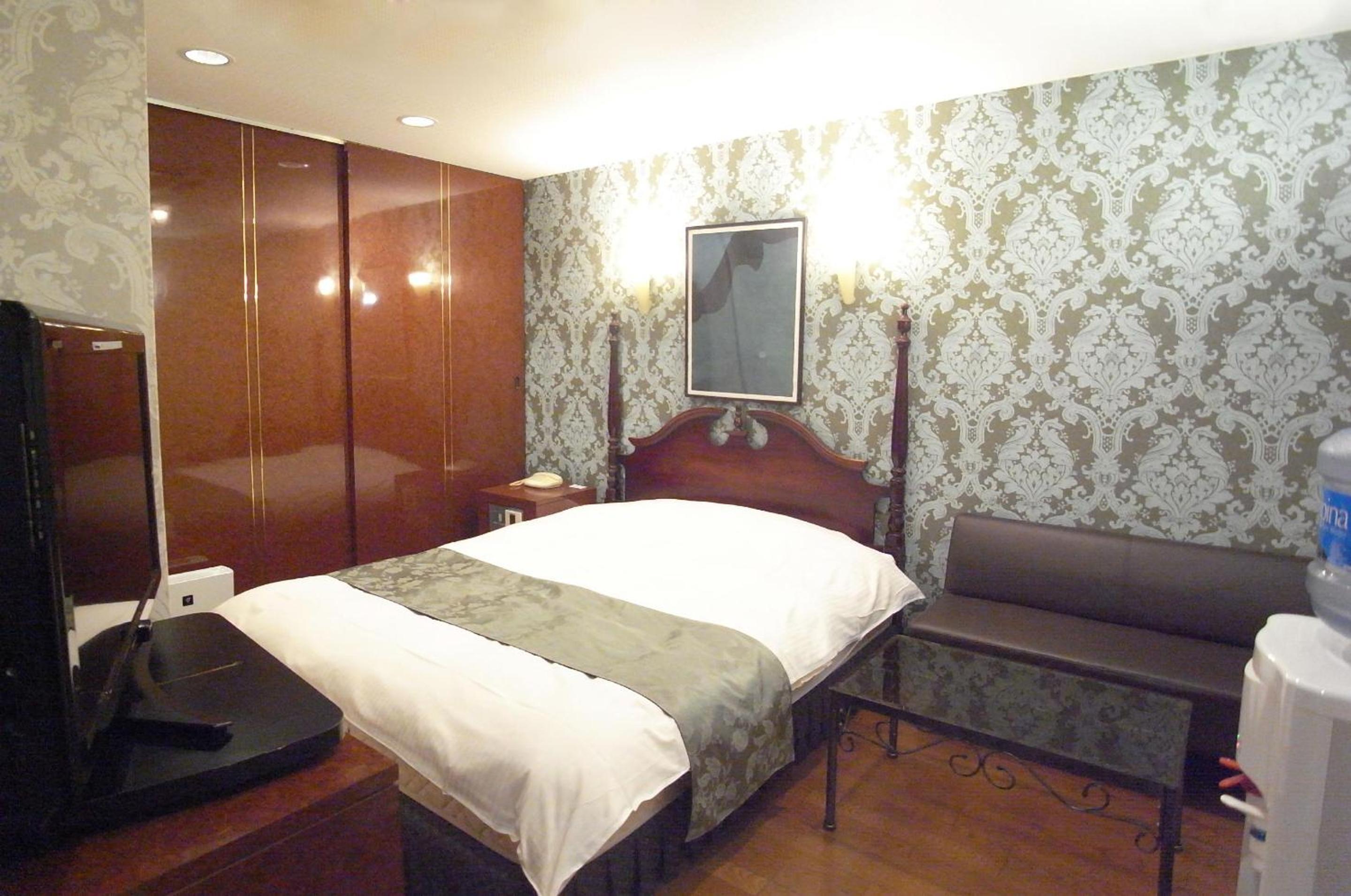 Double Room - 21:00 Check-in photo 2