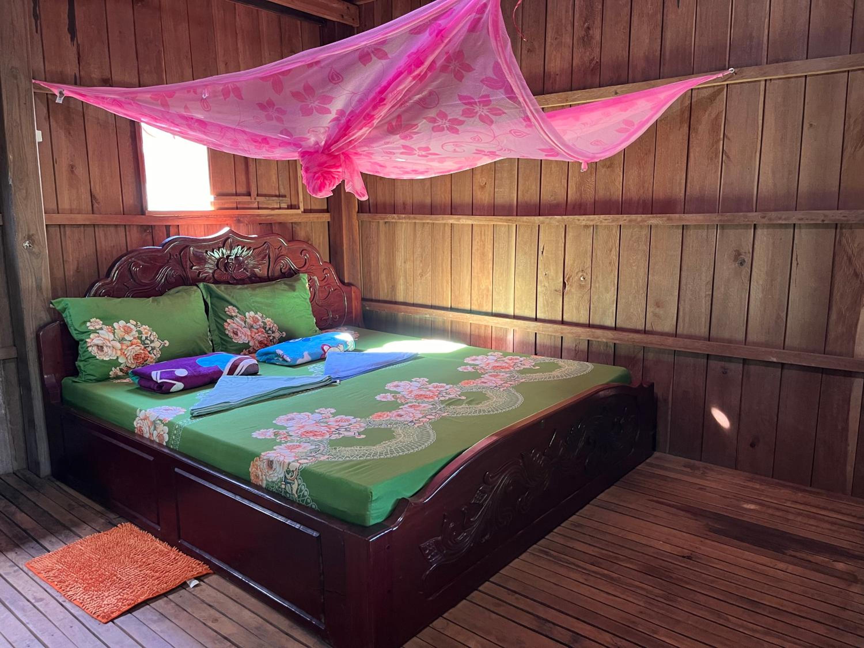 Bungalow with Patio photo 1