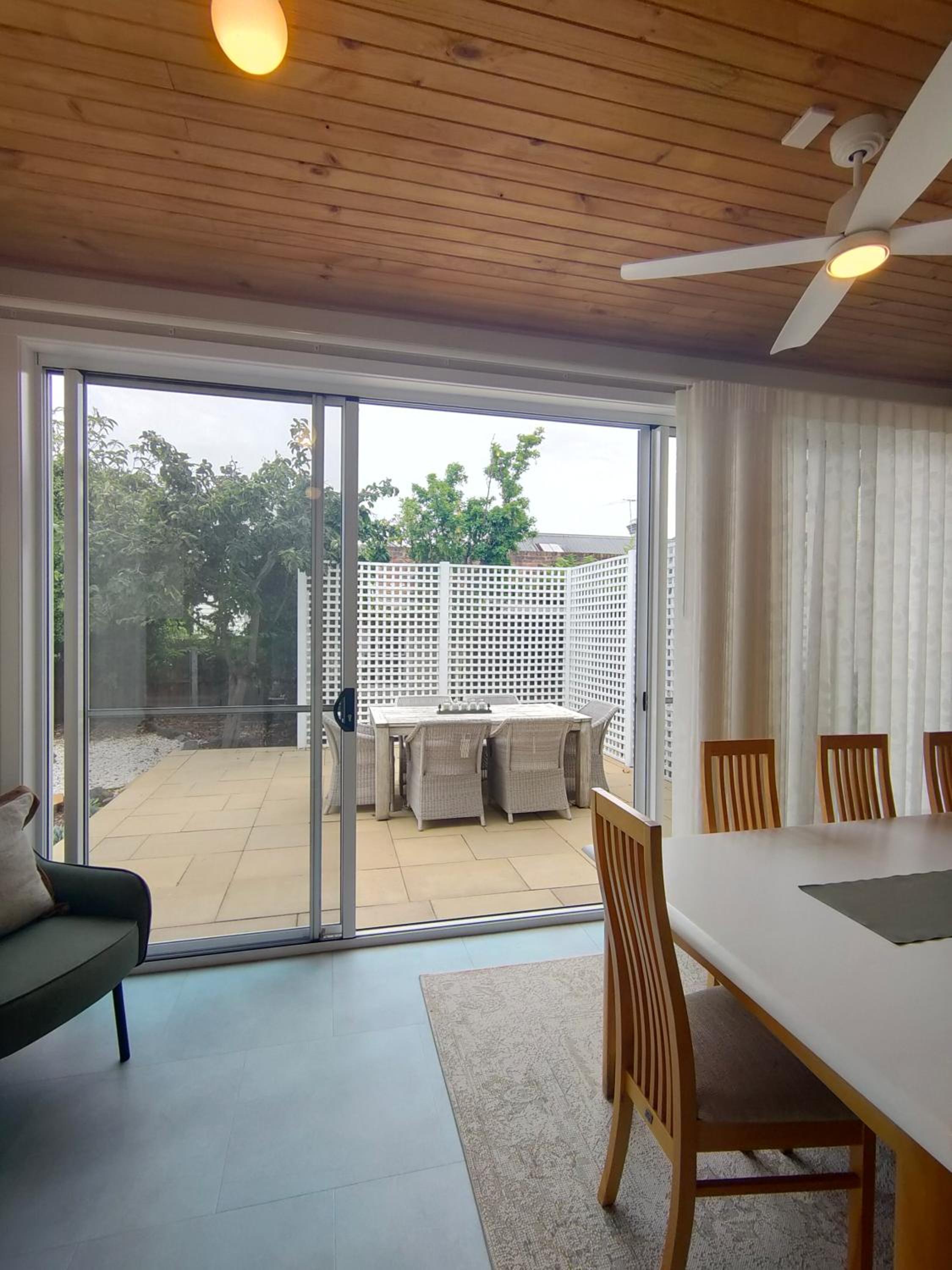 Apartment with Terrace photo 2