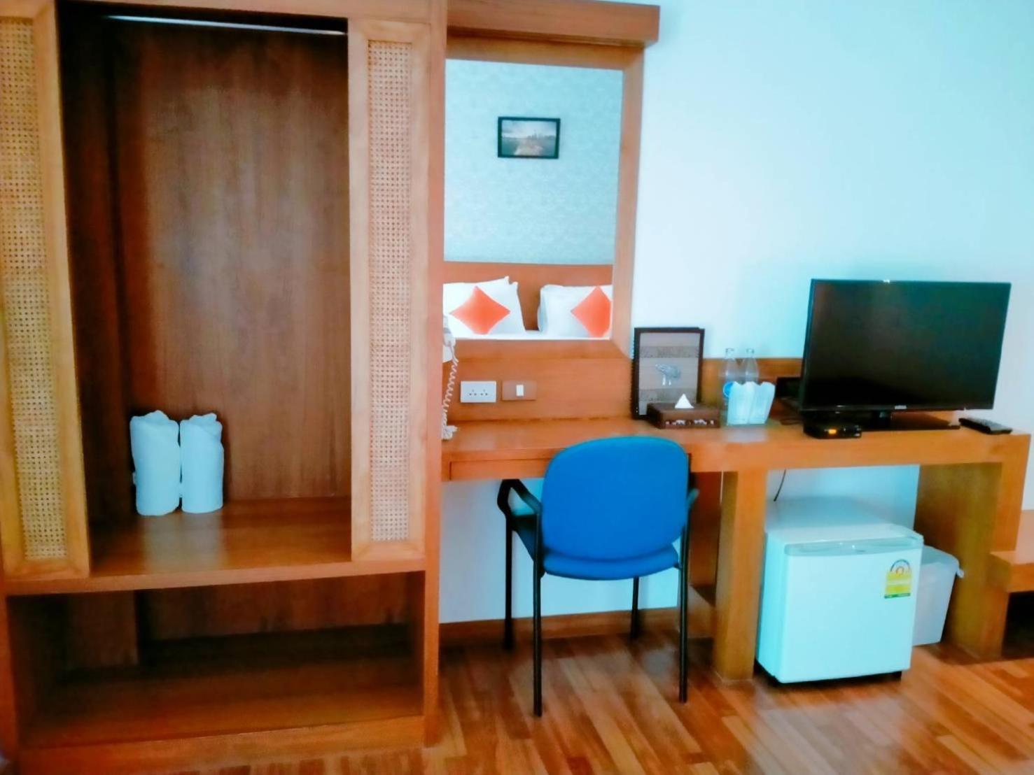 Superior King Room