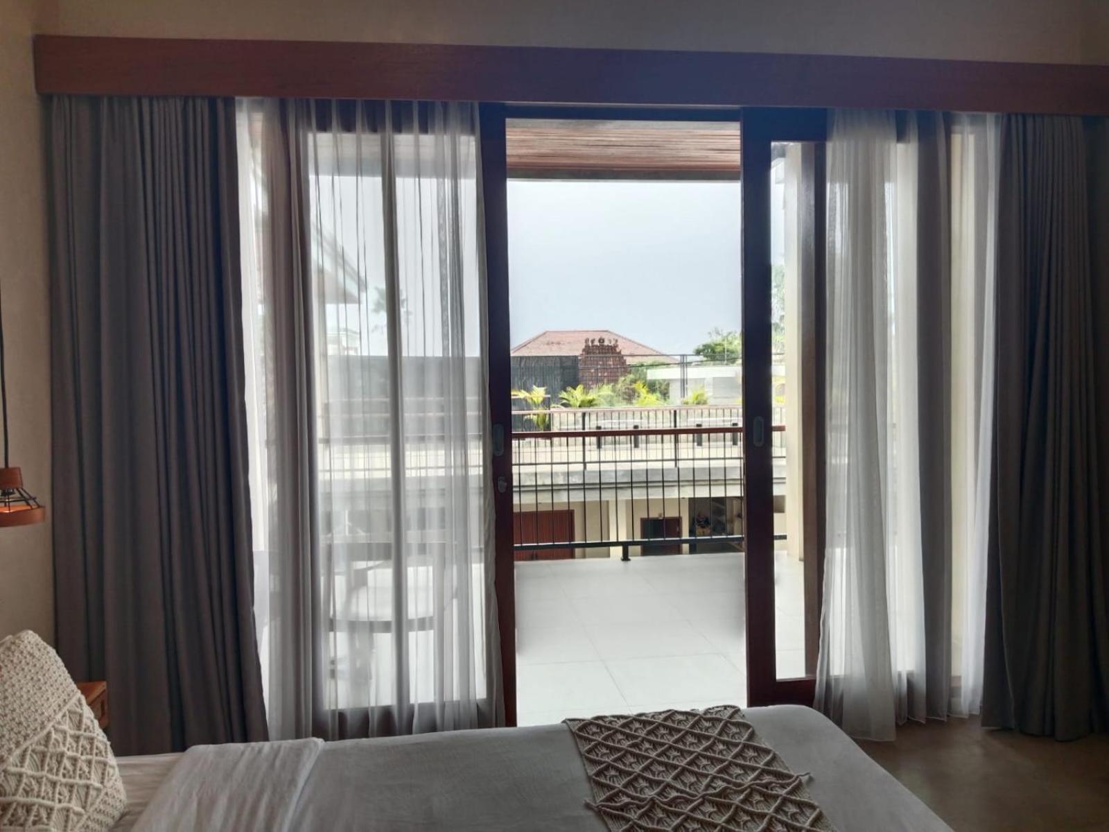 Deluxe Double Room with Balcony - Photo 41