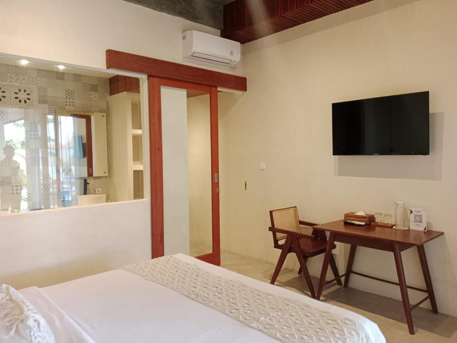 Double Room with Pool View photo 1