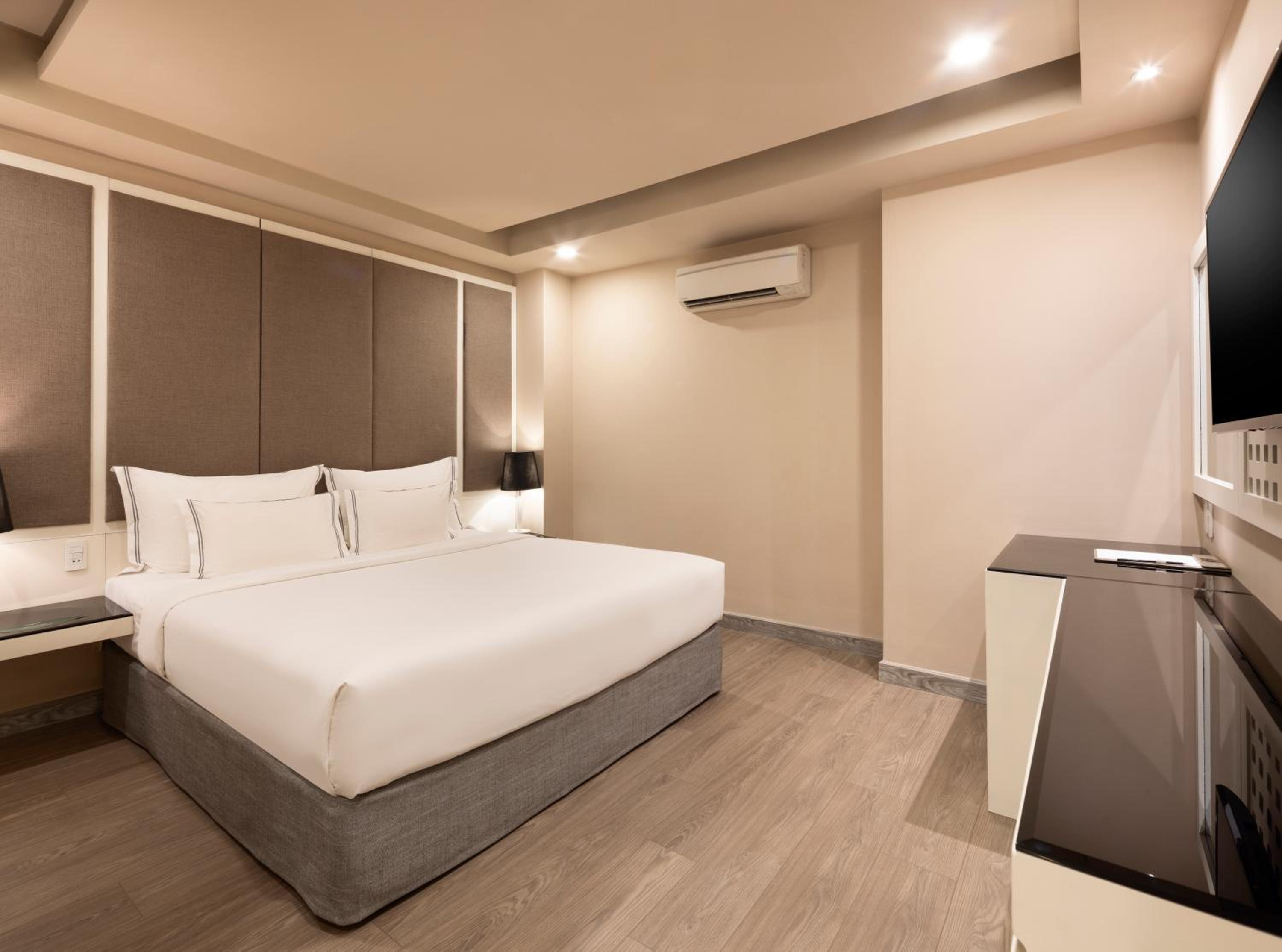 Family Suite City View - Complimentary Afternoon Tea & Welcome Fruit Per Stay photo 2