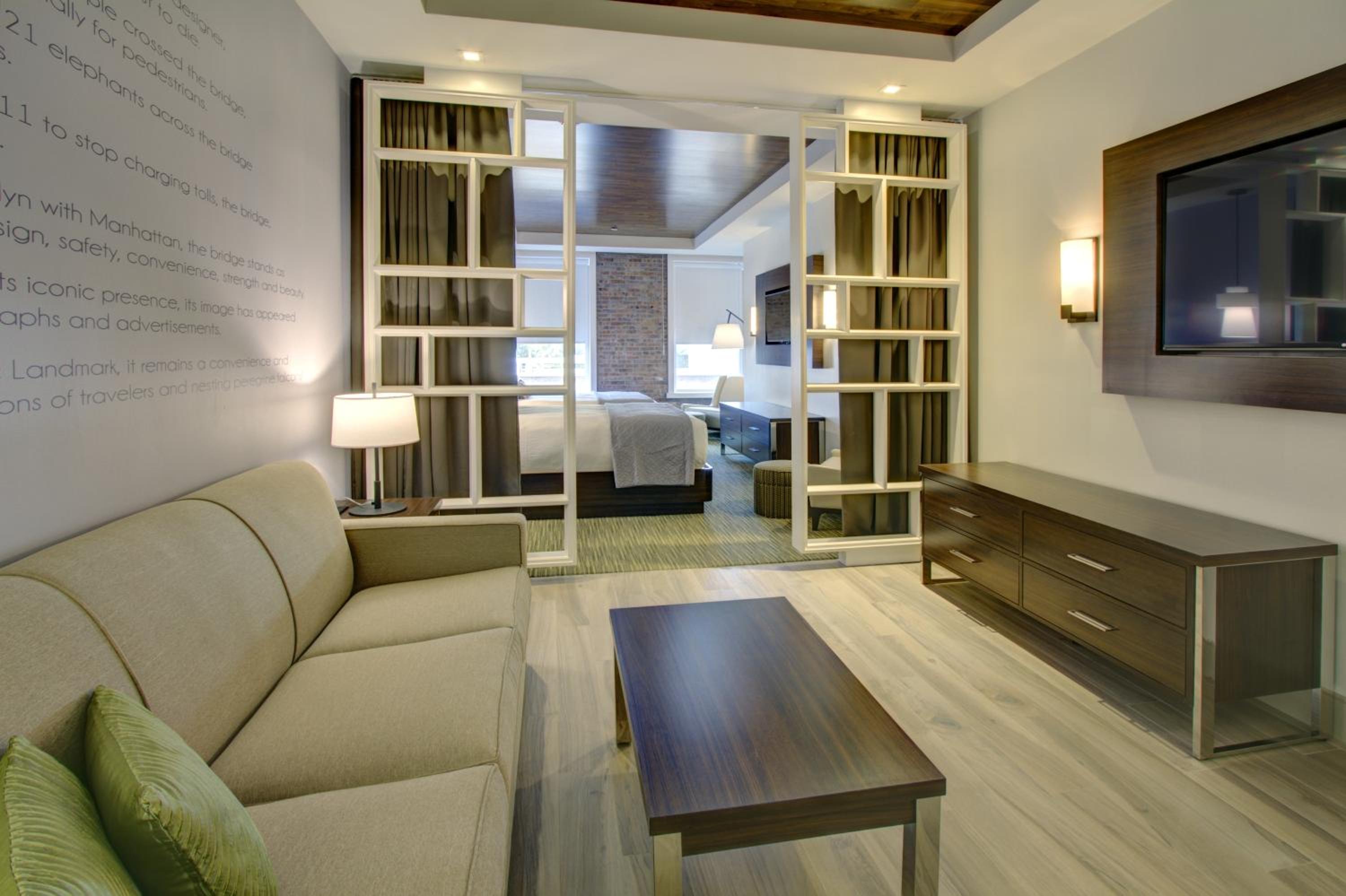 Suite with Two Queen Beds photo 1