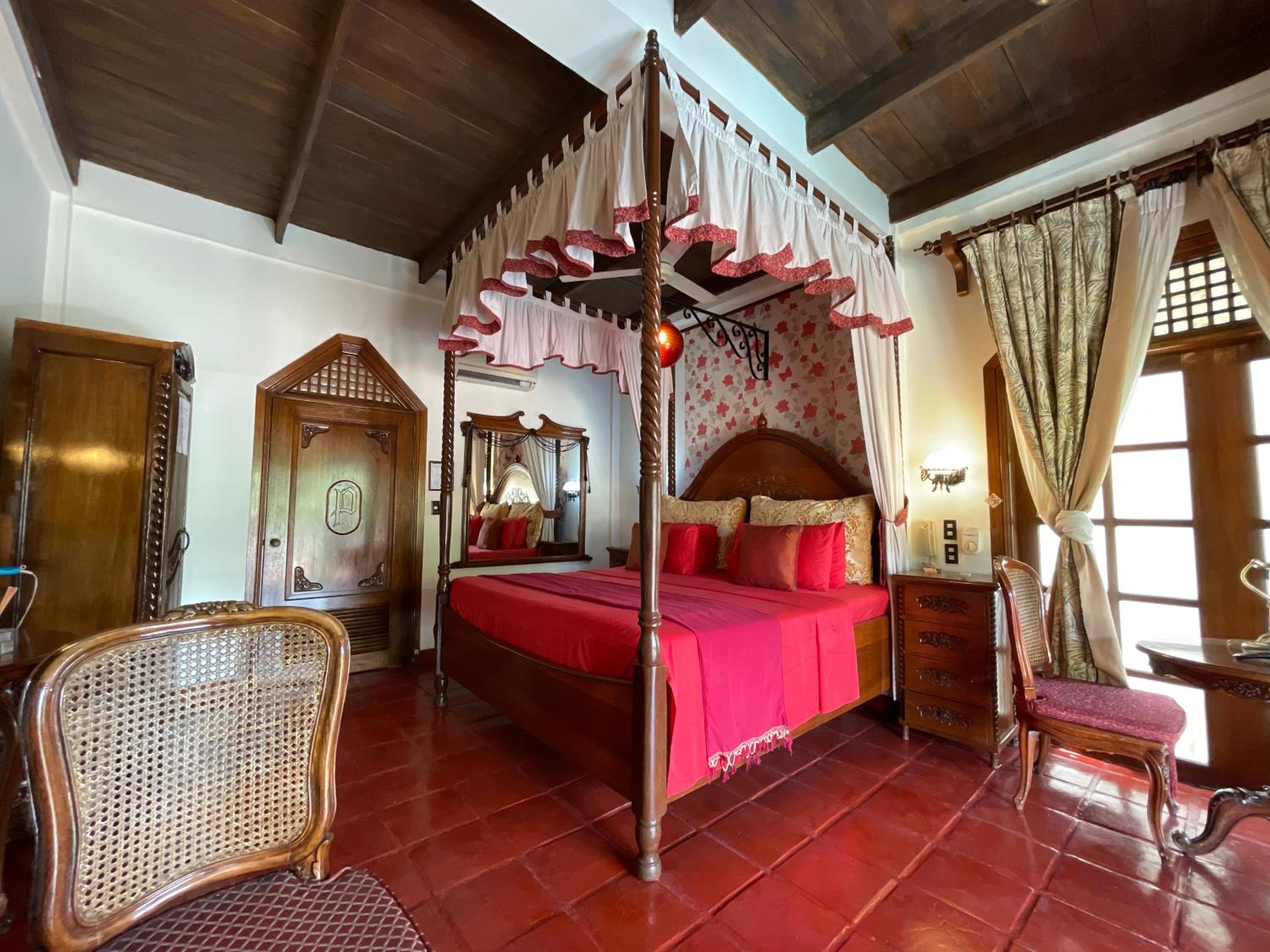 Deluxe Room - Photo 2
