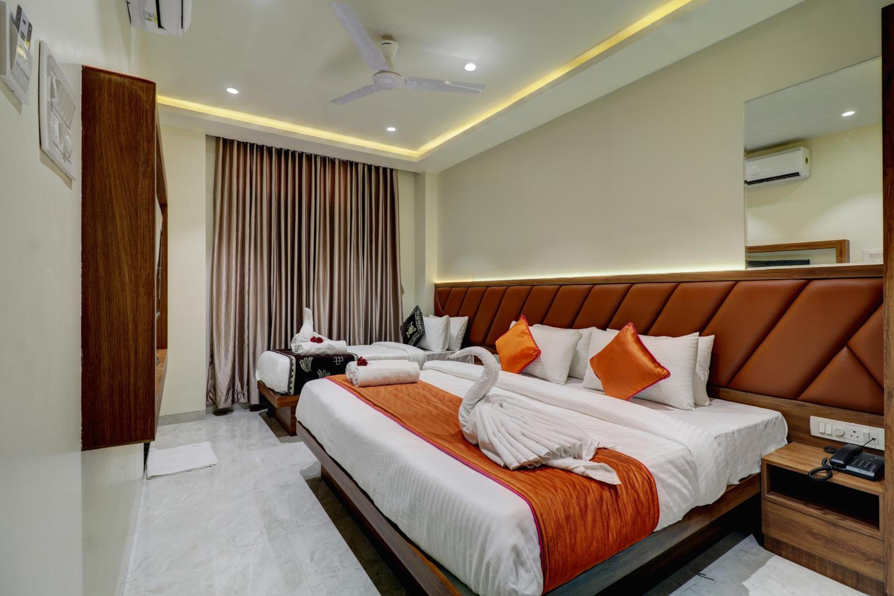 Deluxe Triple Room - Photo 14