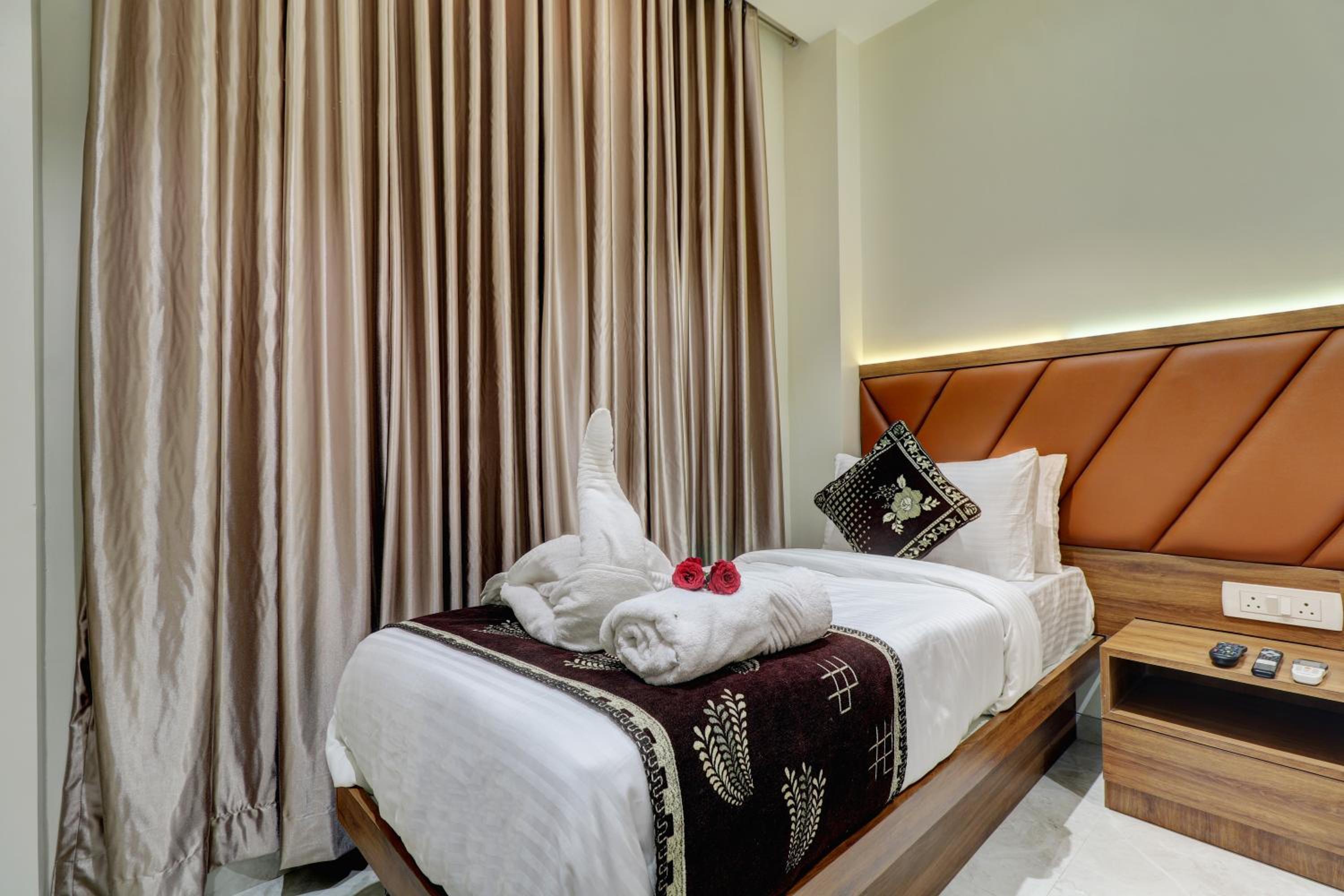 Deluxe Triple Room - Photo 6