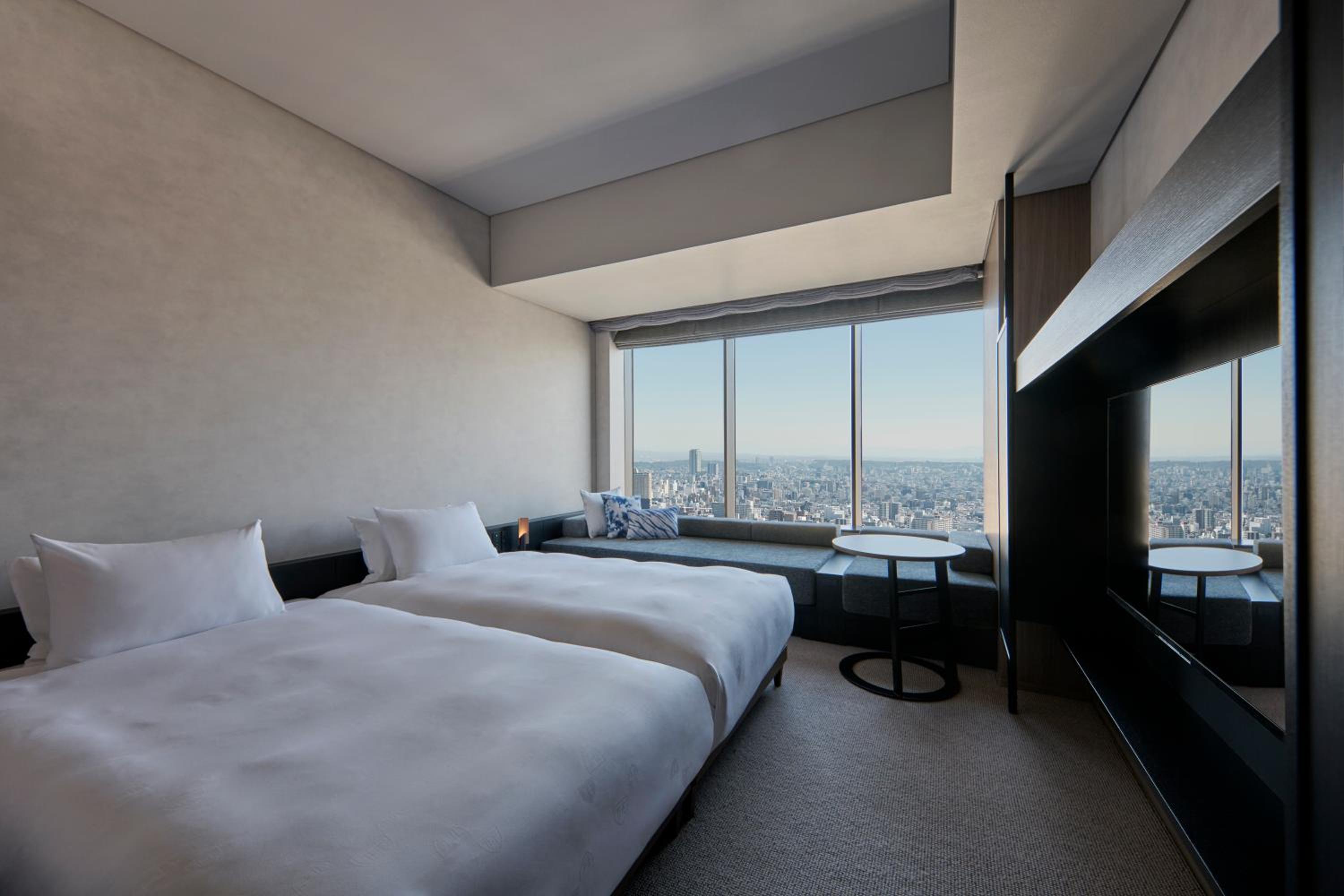 Superior Twin Room (Triple Use Available) 【Present】29 - 31F