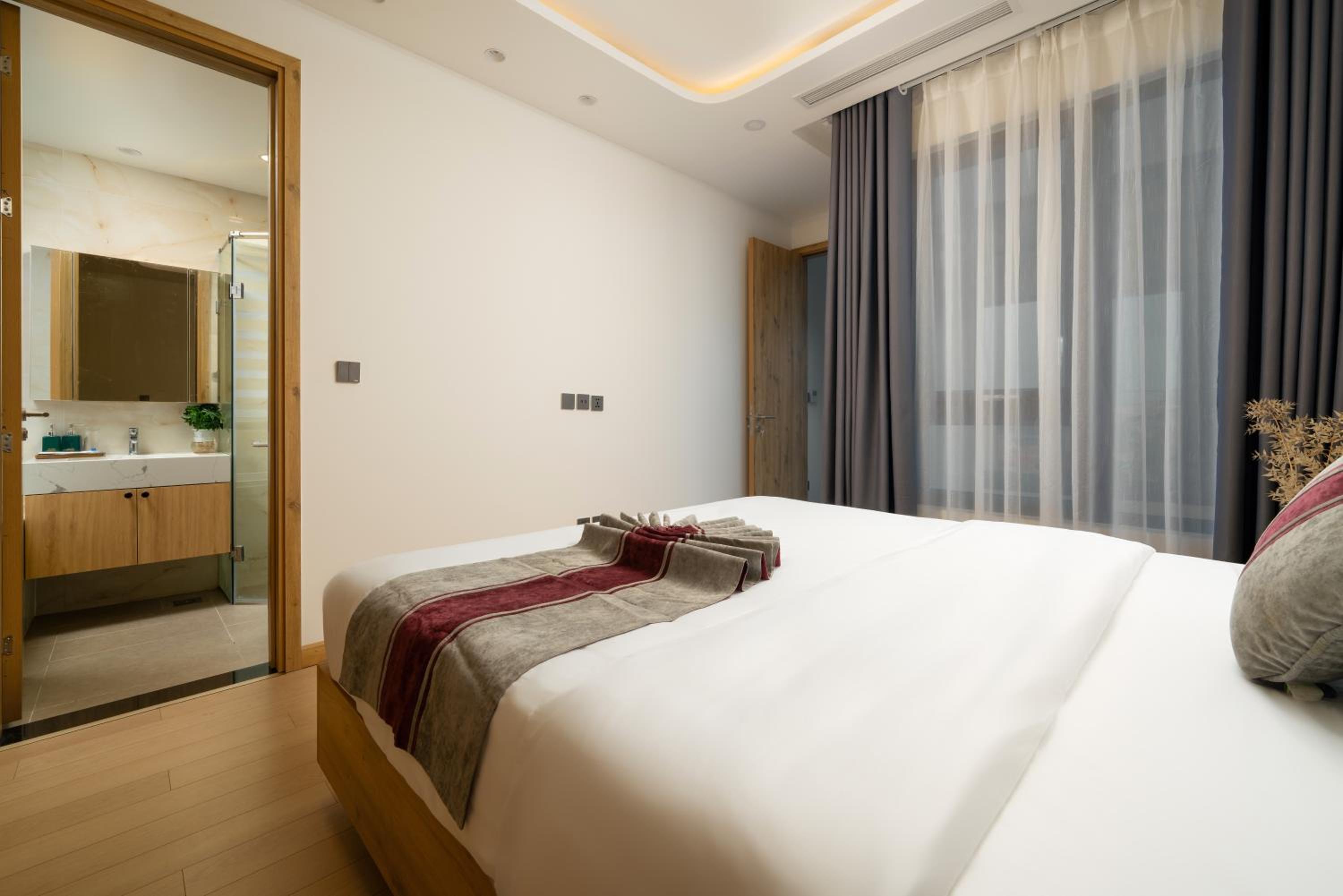 Executive Suite