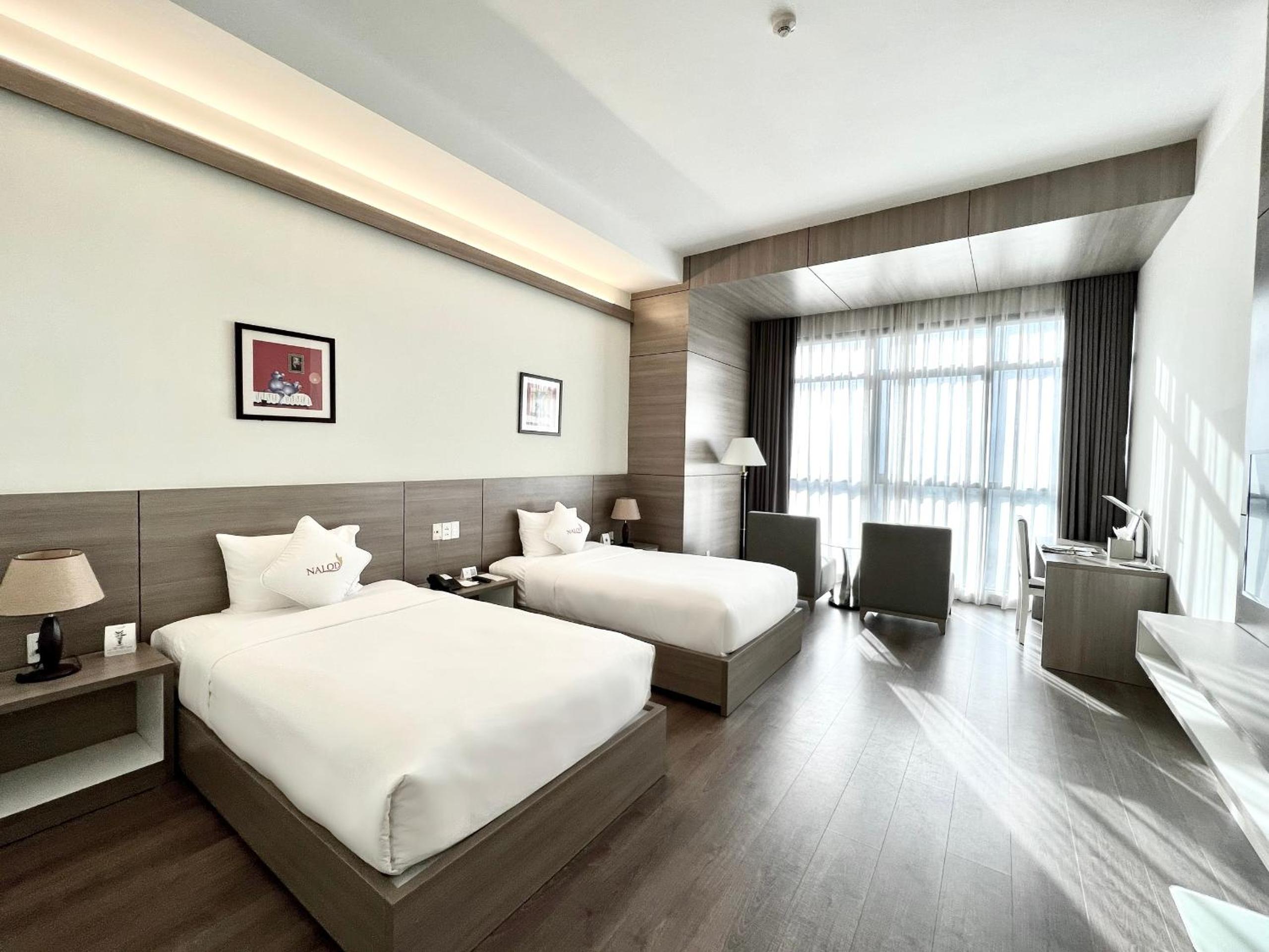 Deluxe Twin Room photo 1