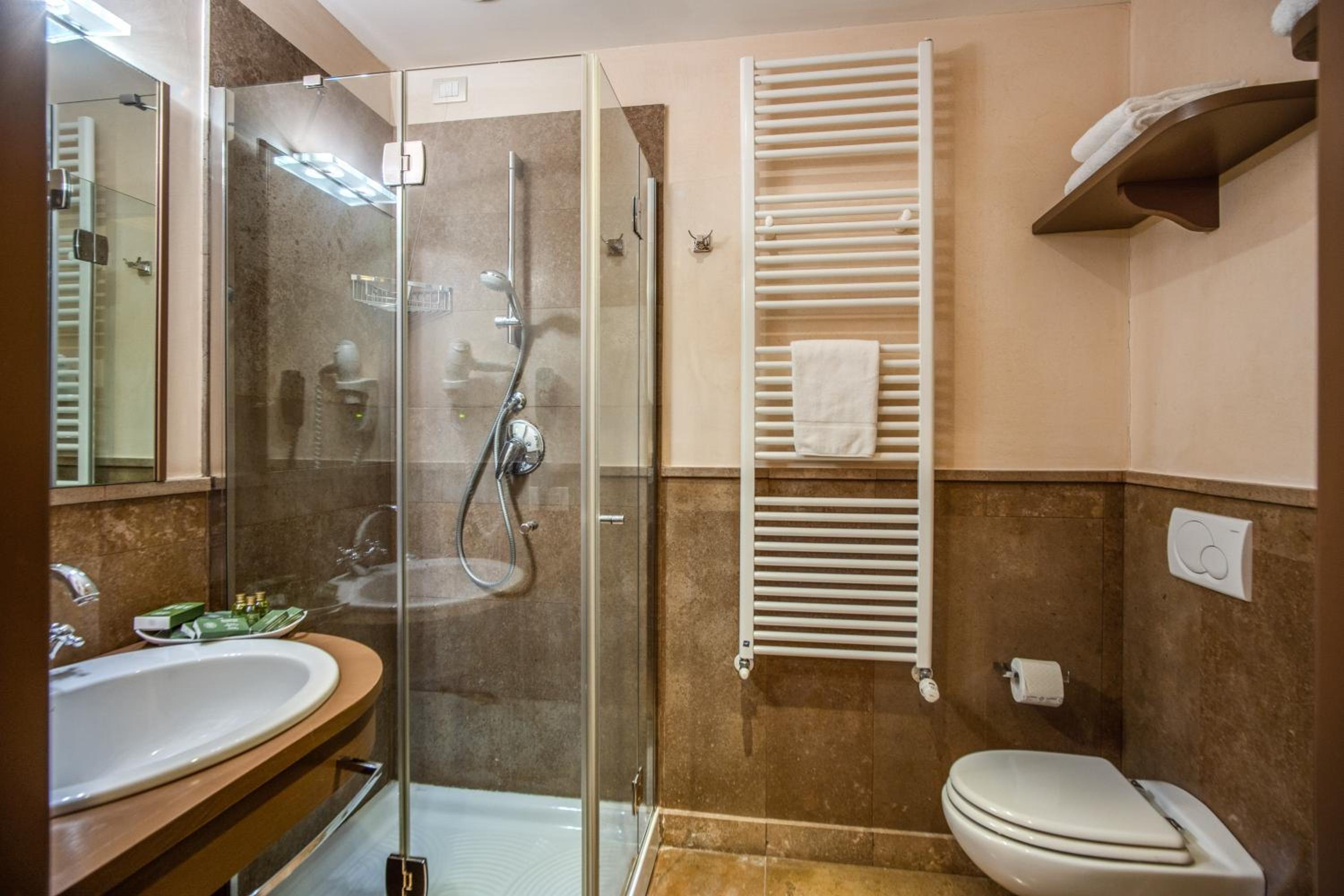 Superior Double Room - Photo 7