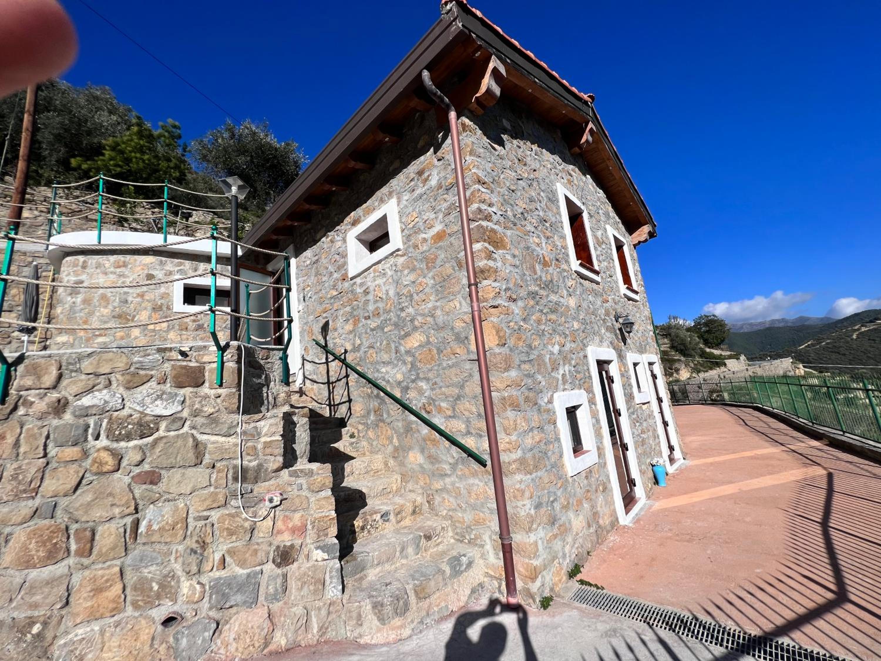 Villa photo 2