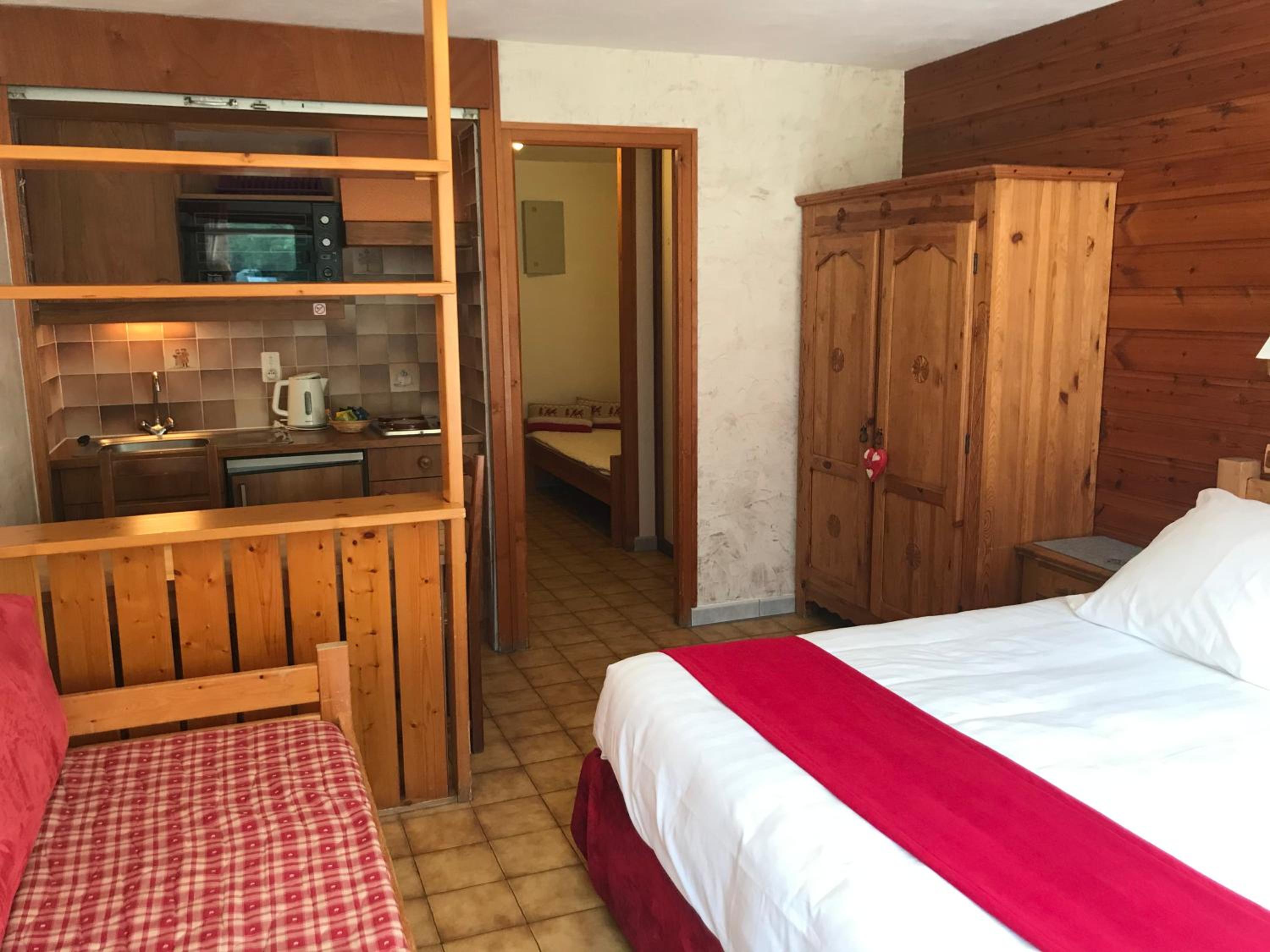 Triple Room with Balcony