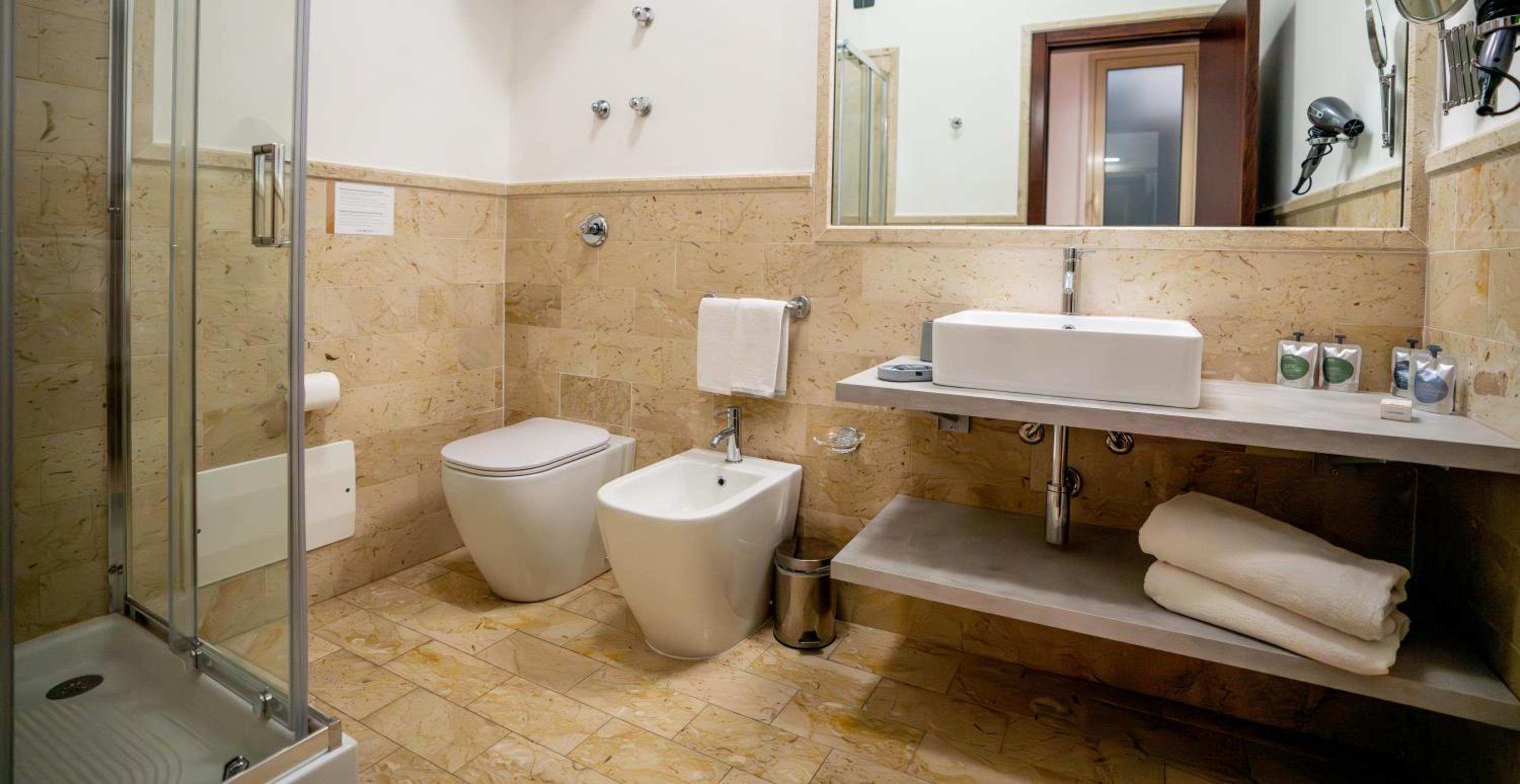 Apartment - Photo 9