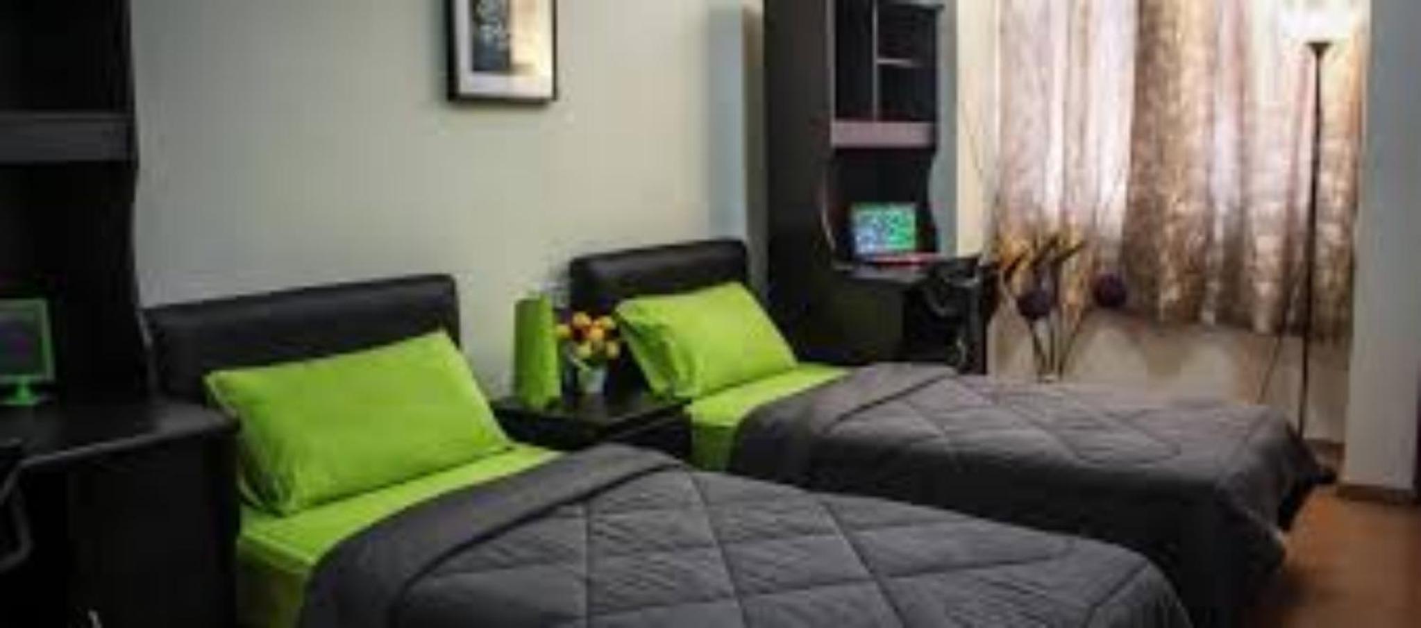 Economy Twin Room photo 2
