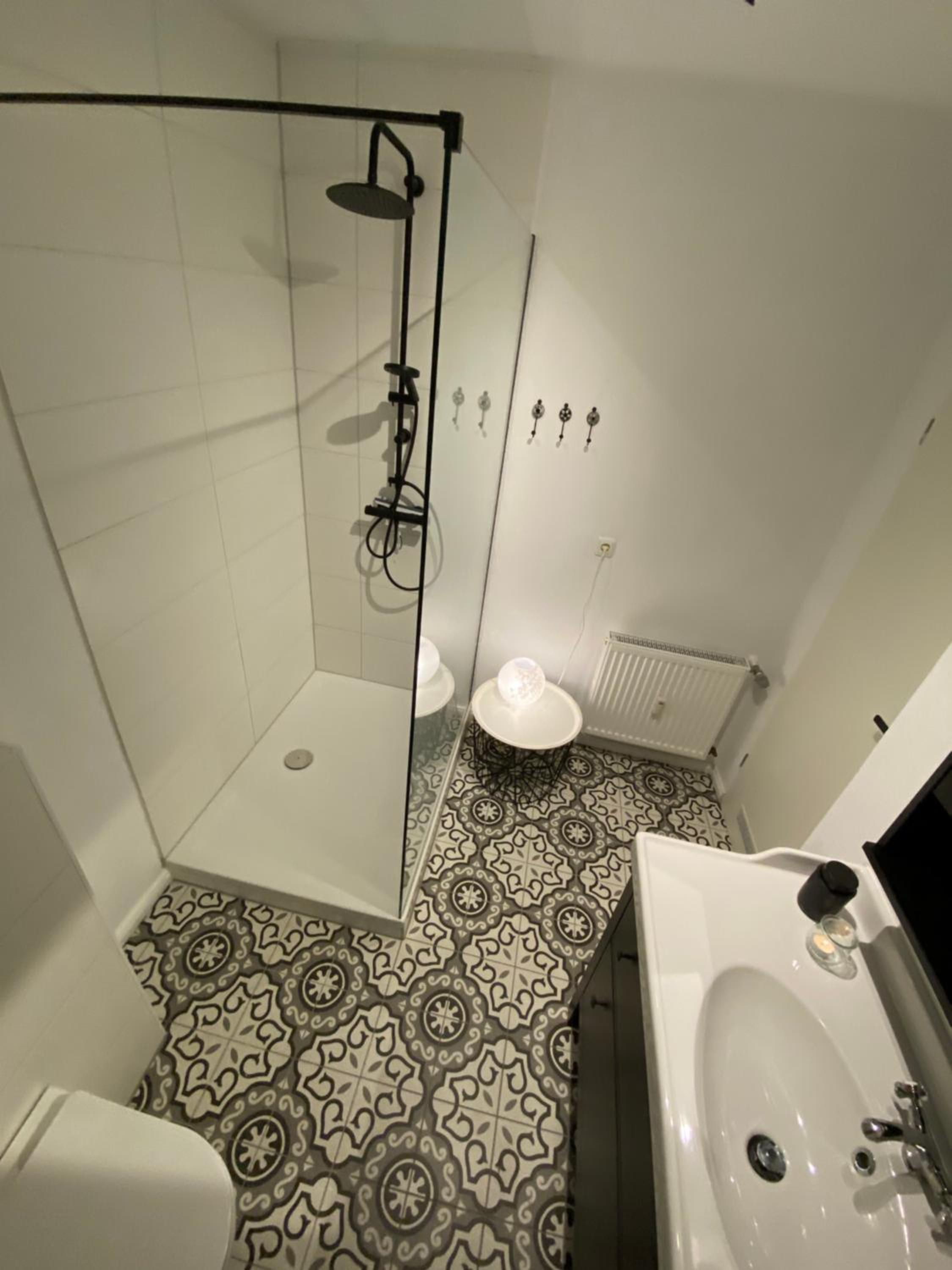 One-Bedroom Apartment photo 3