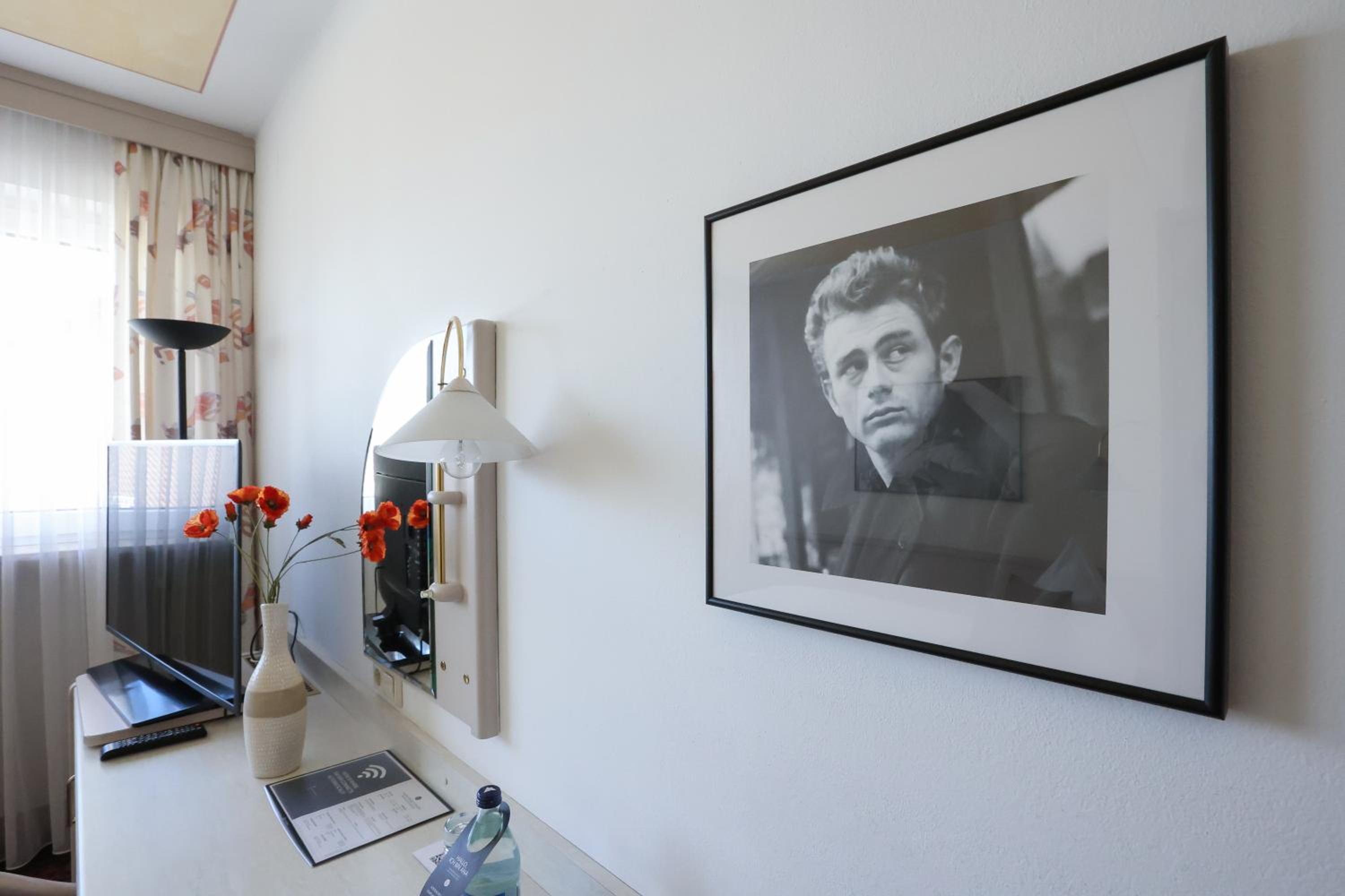 Standard Single Room photo 2