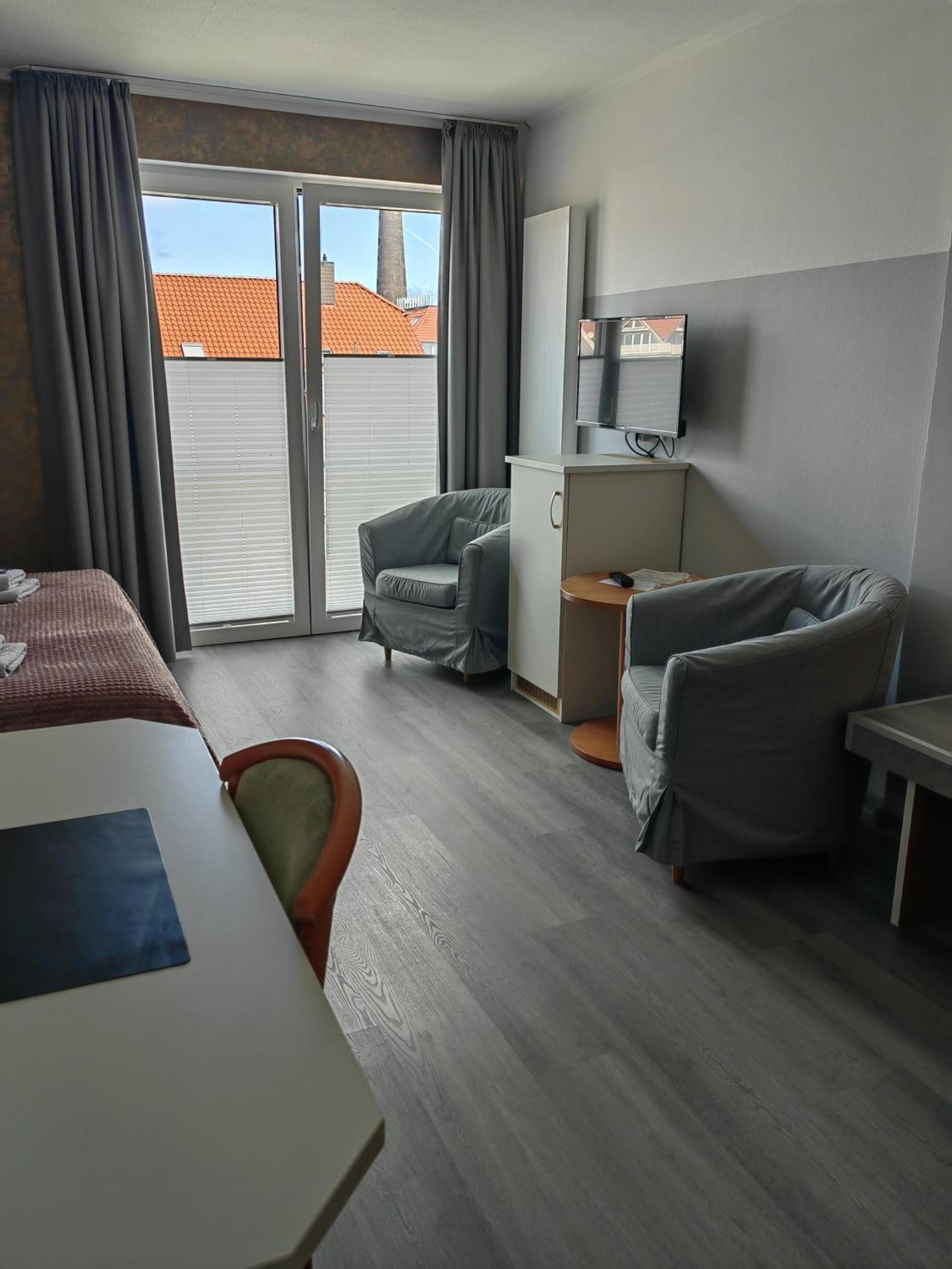 Standard Double Room photo 3