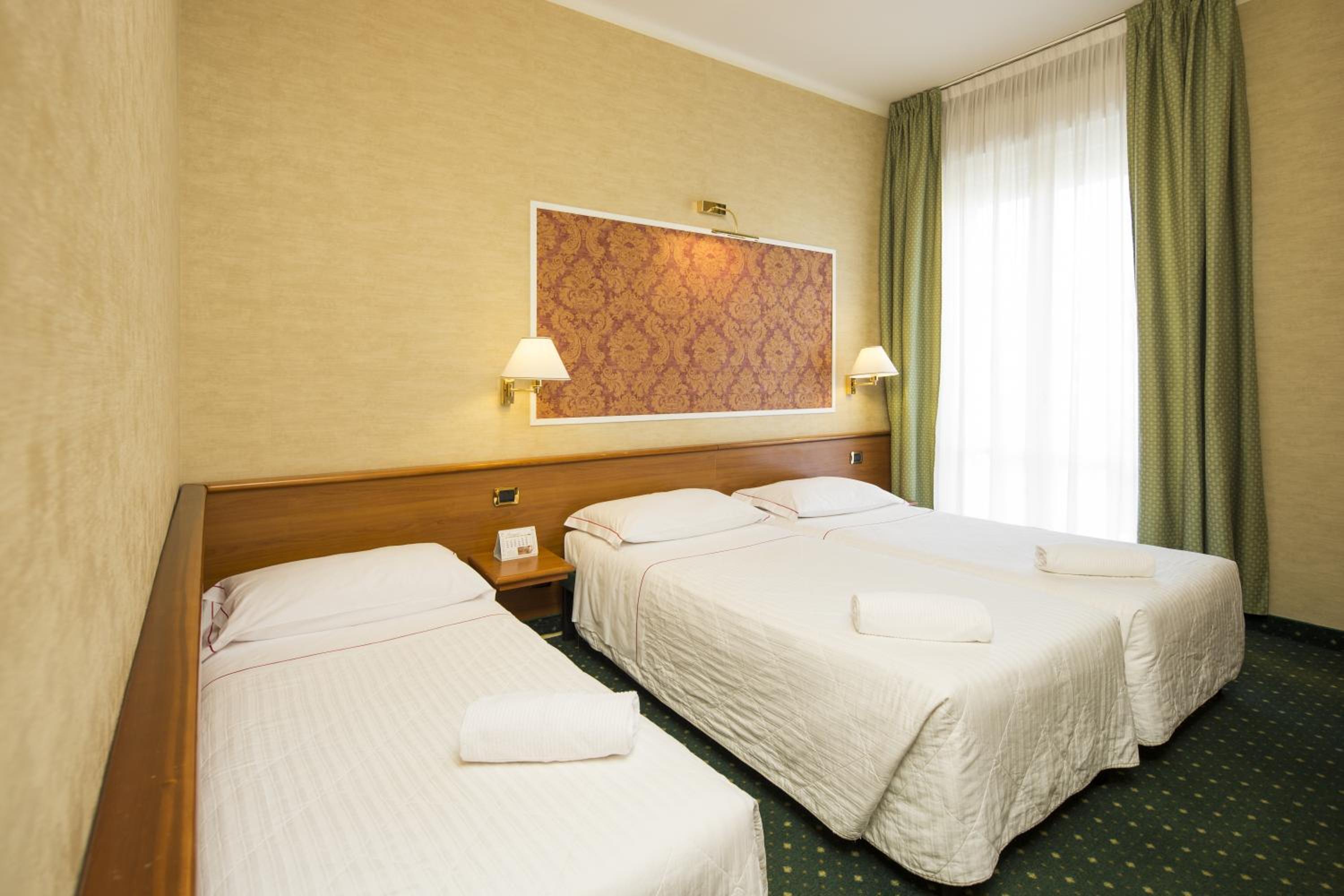 Triple Room - Photo 5