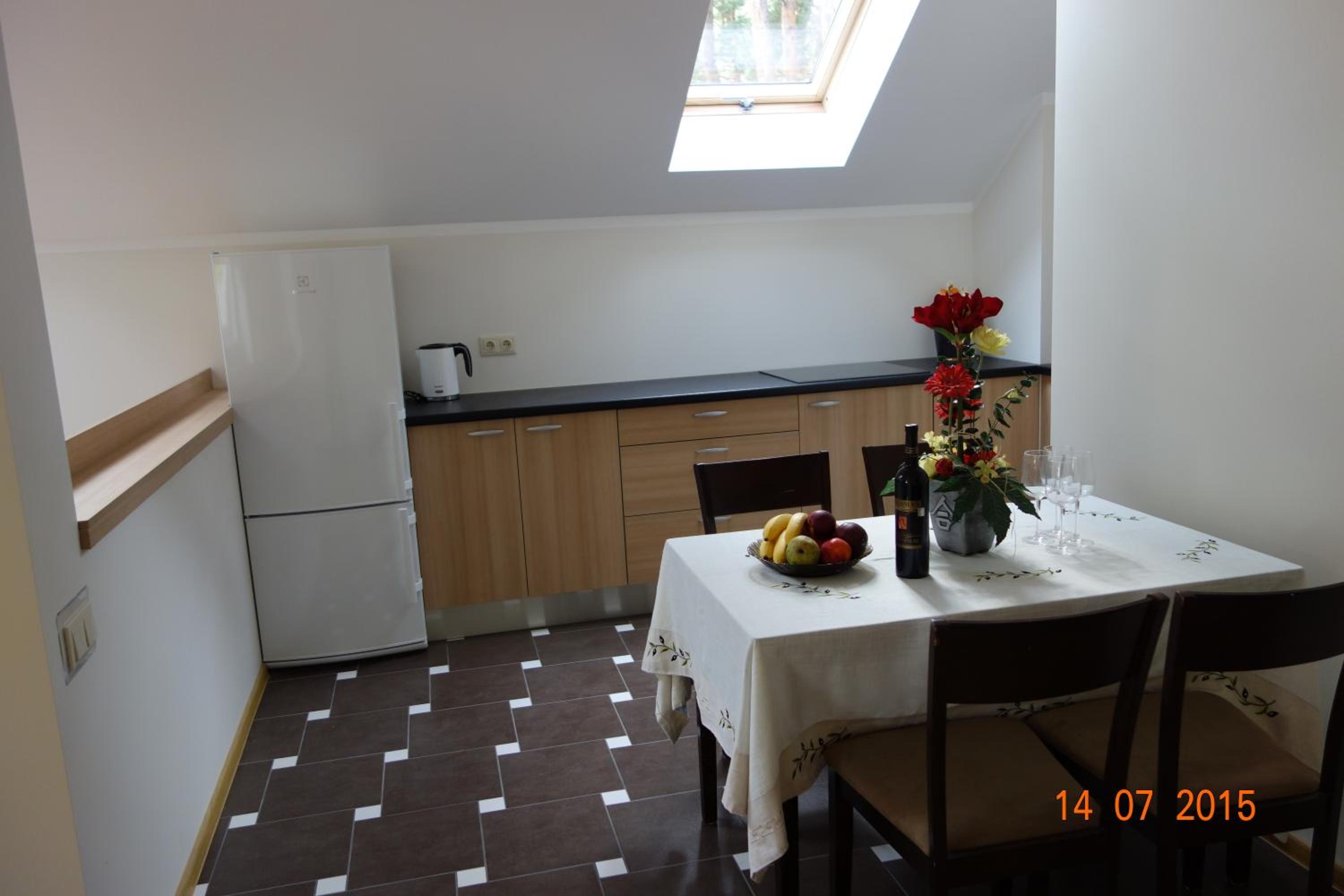Four-Bedroom Apartment - Photo 9