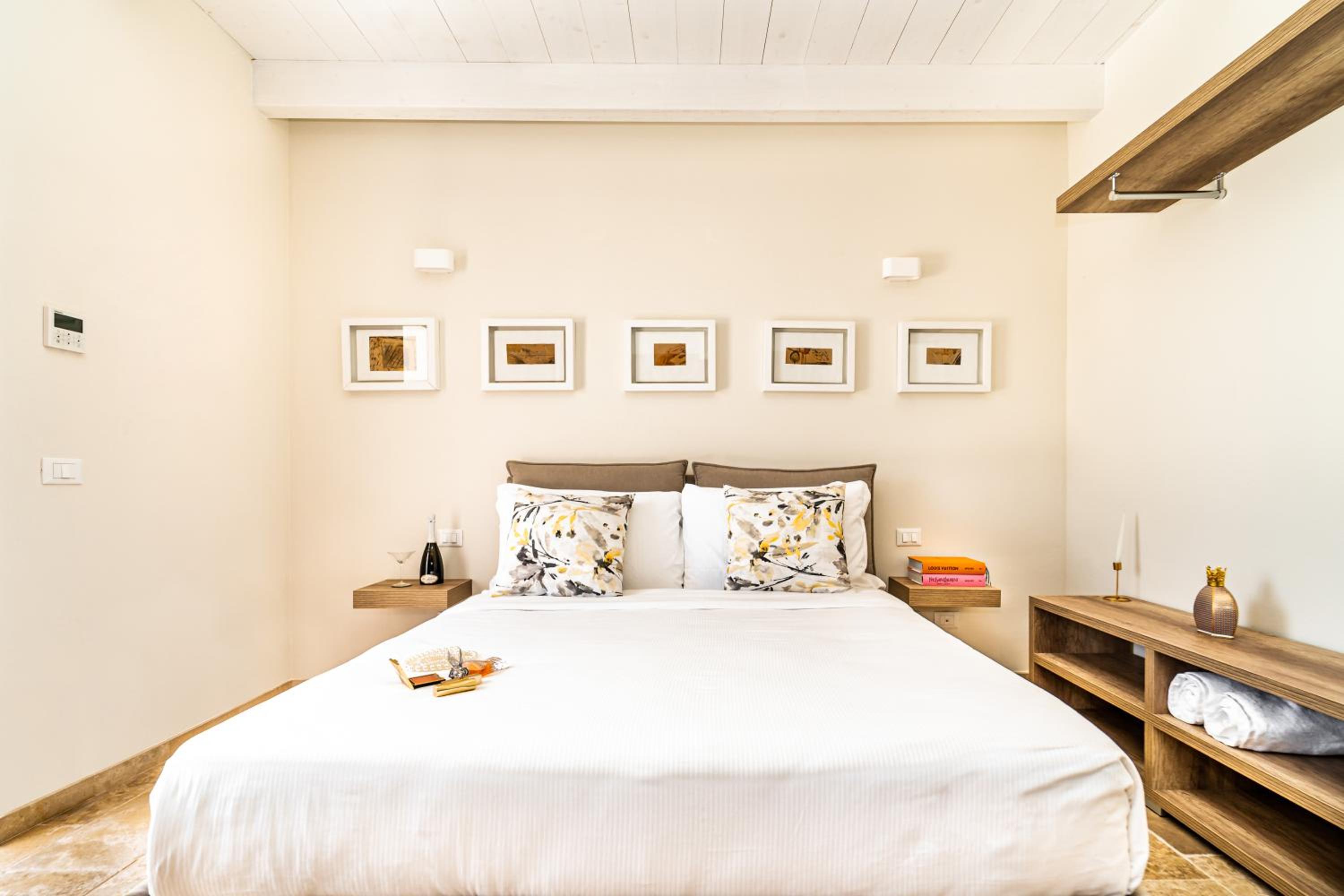Standard Double Room photo 2