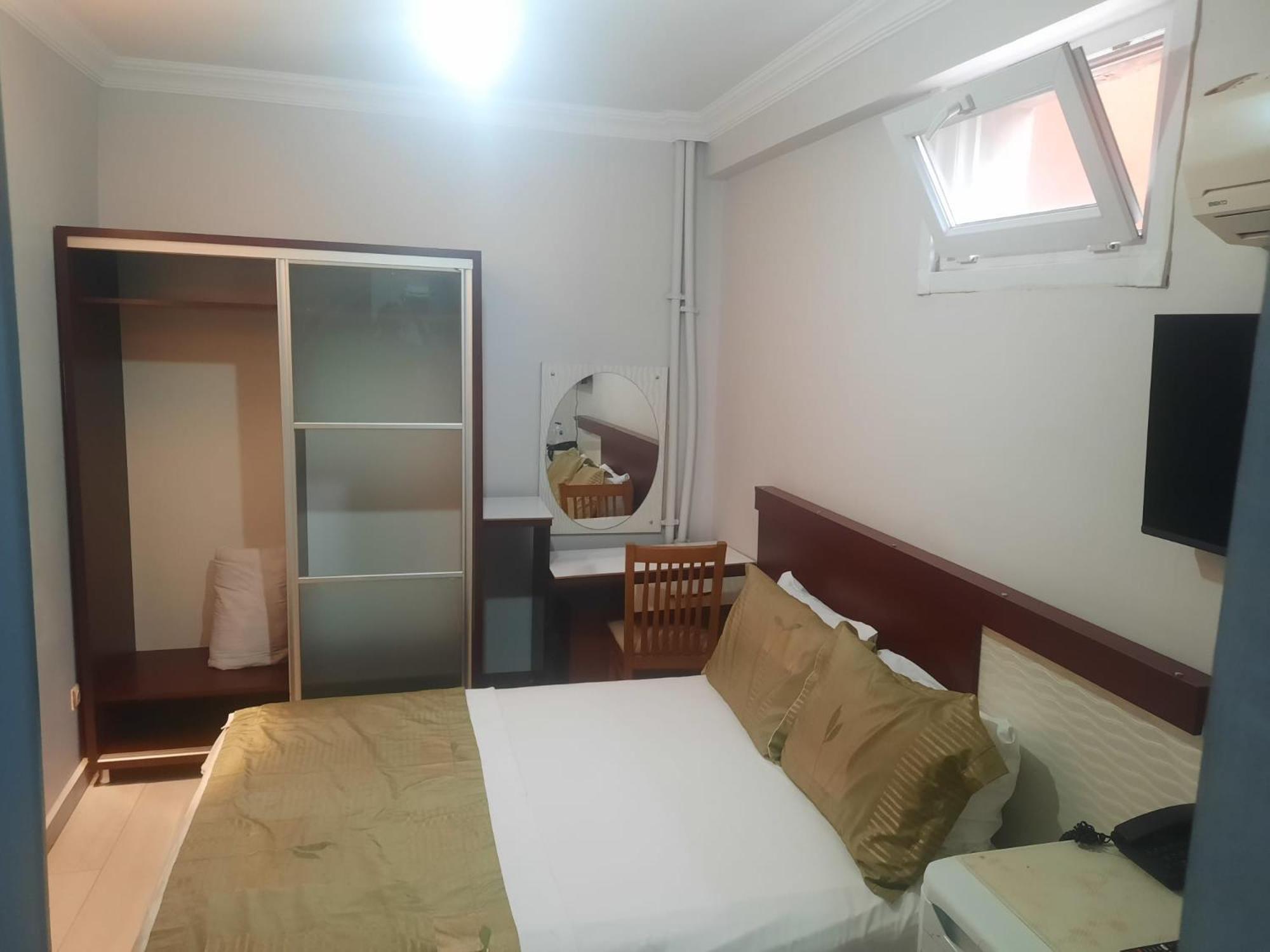 Budget Single Room photo 3