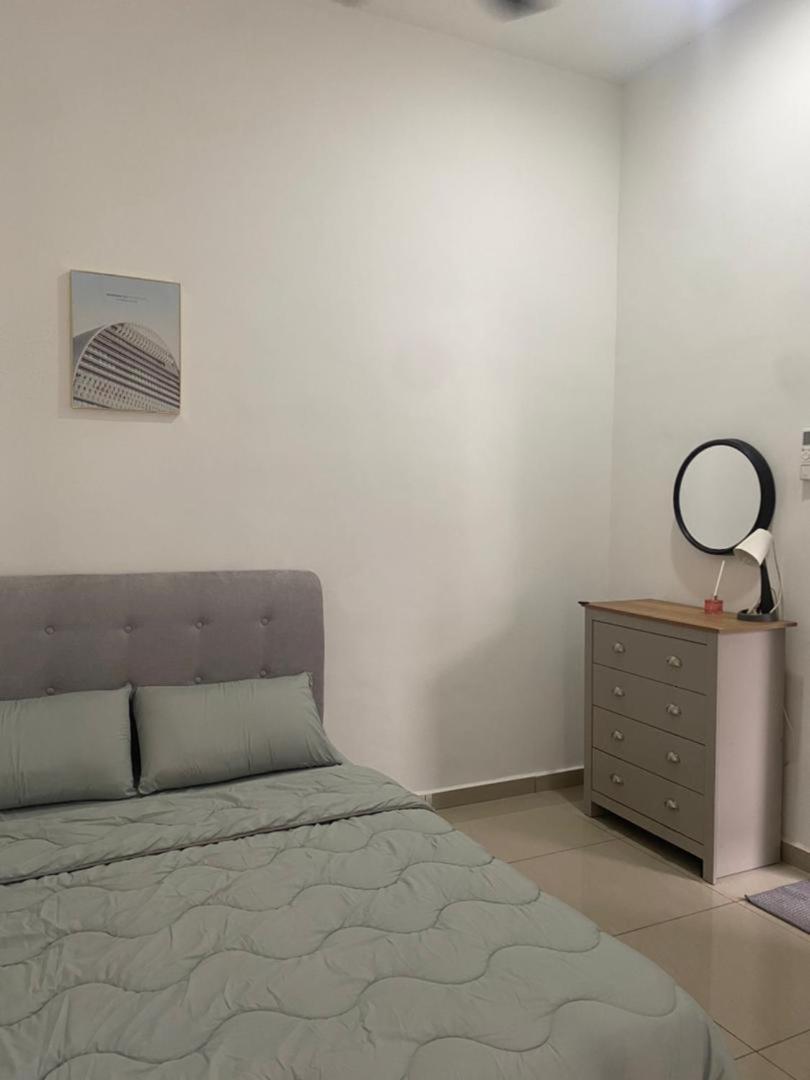 Four-Bedroom House photo 2