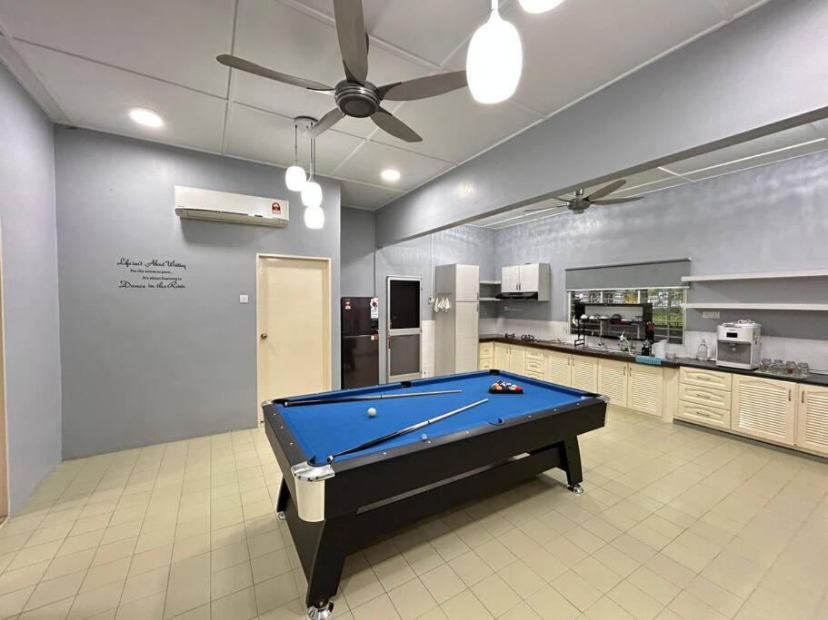 Four-Bedroom House photo 1