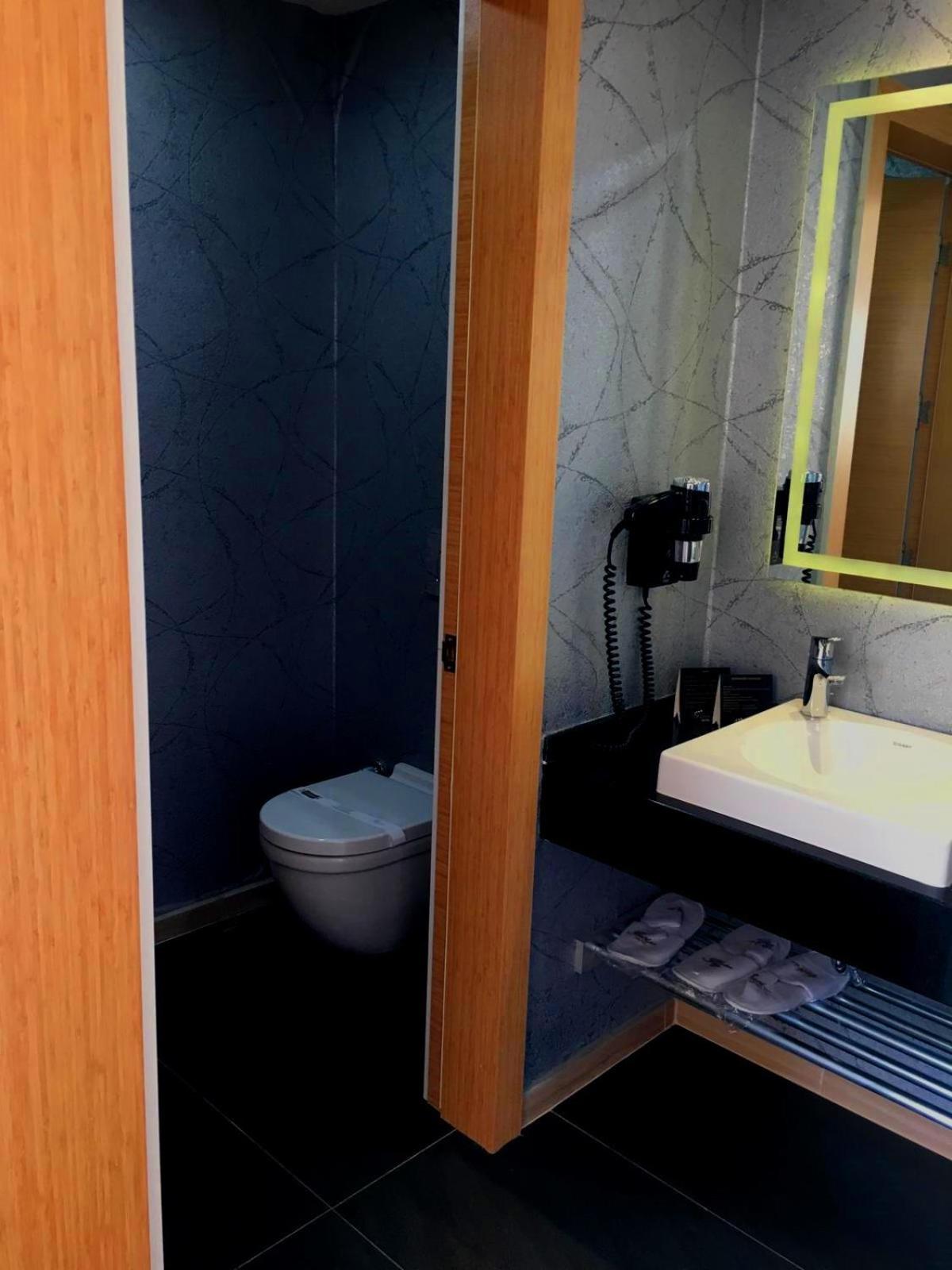 Superior Quadruple Room photo 3