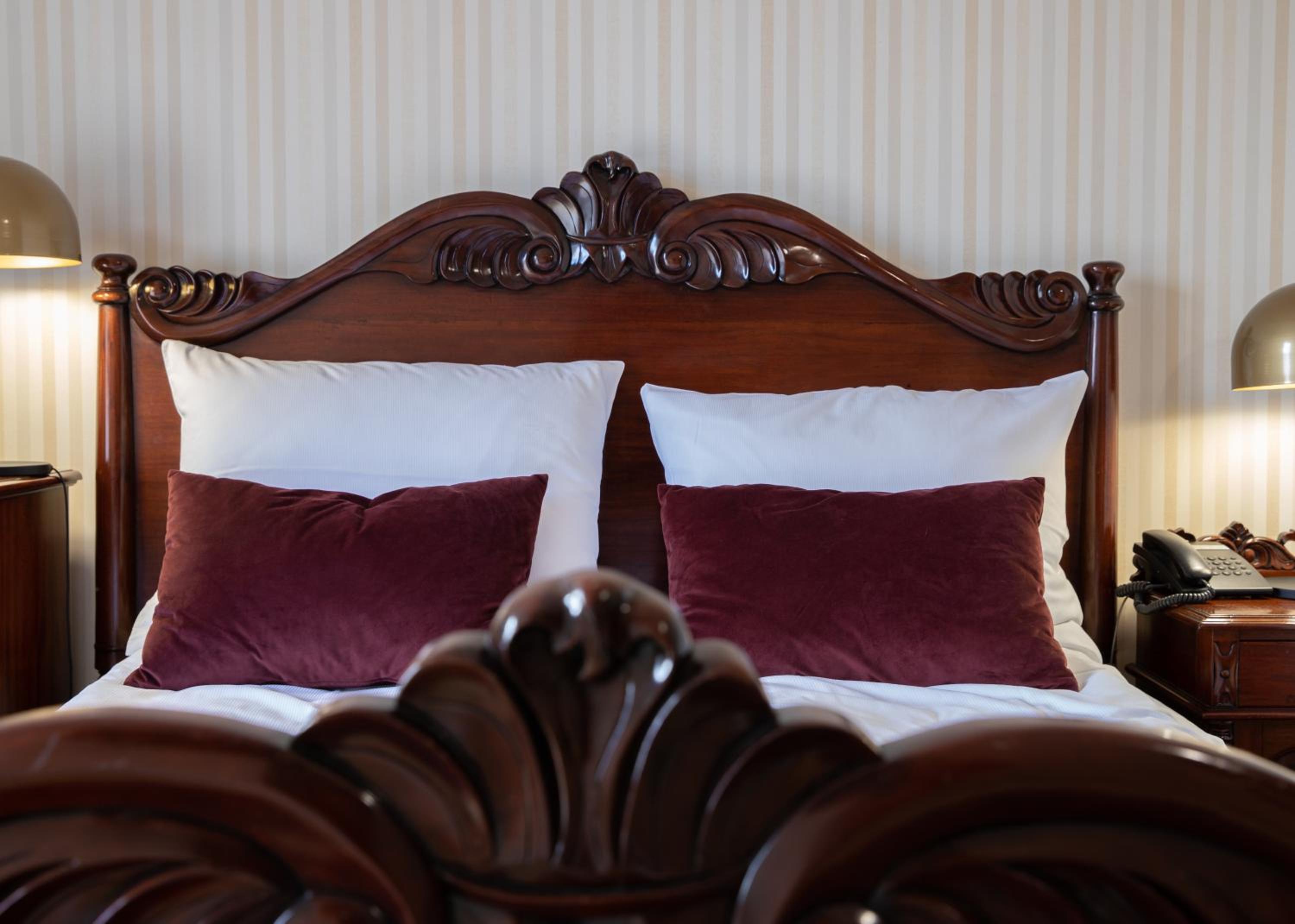 Deluxe double room with 1 or 2 beds – Palace with biowellness package photo 2