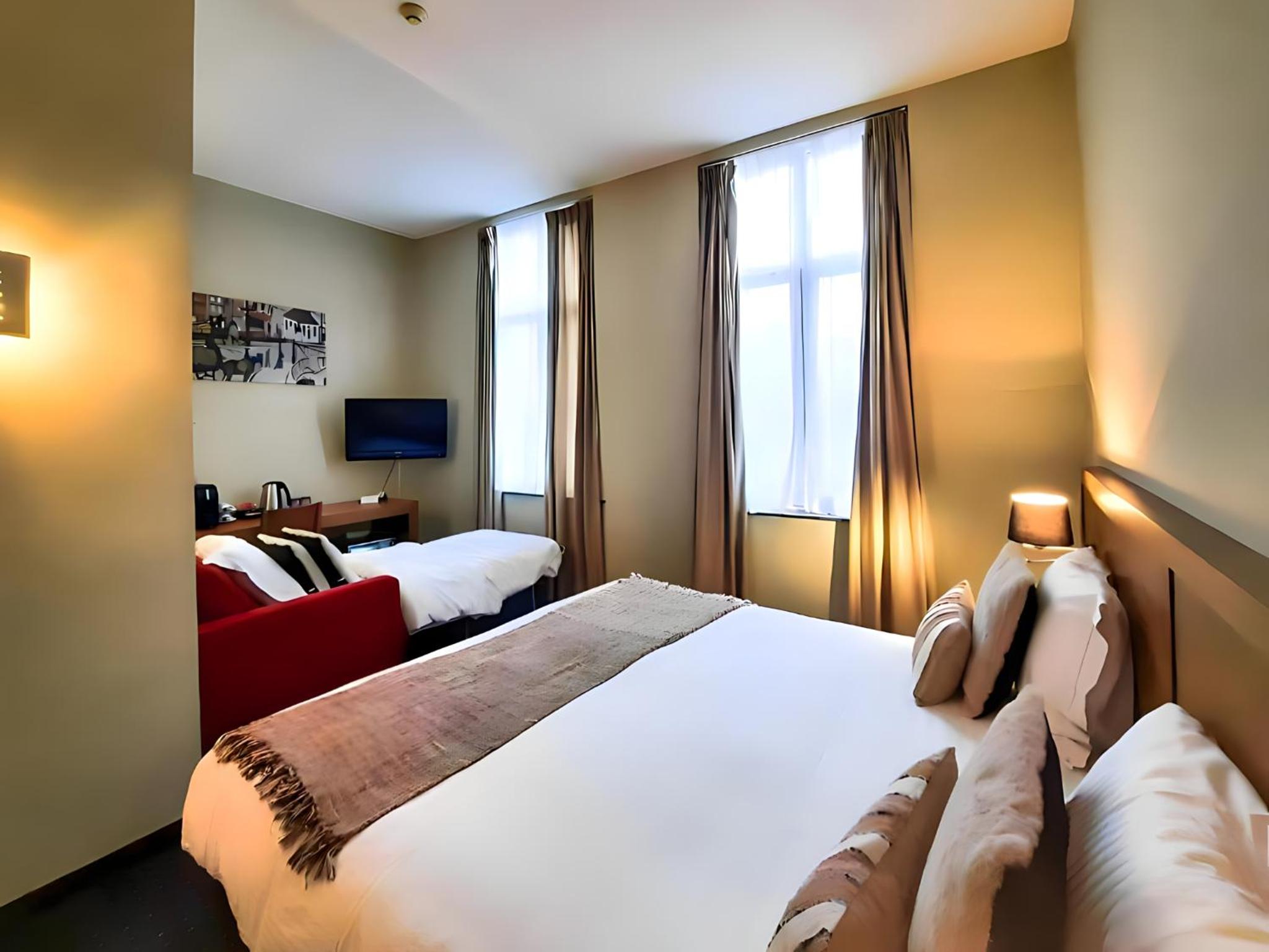 Deluxe Triple Room photo 1