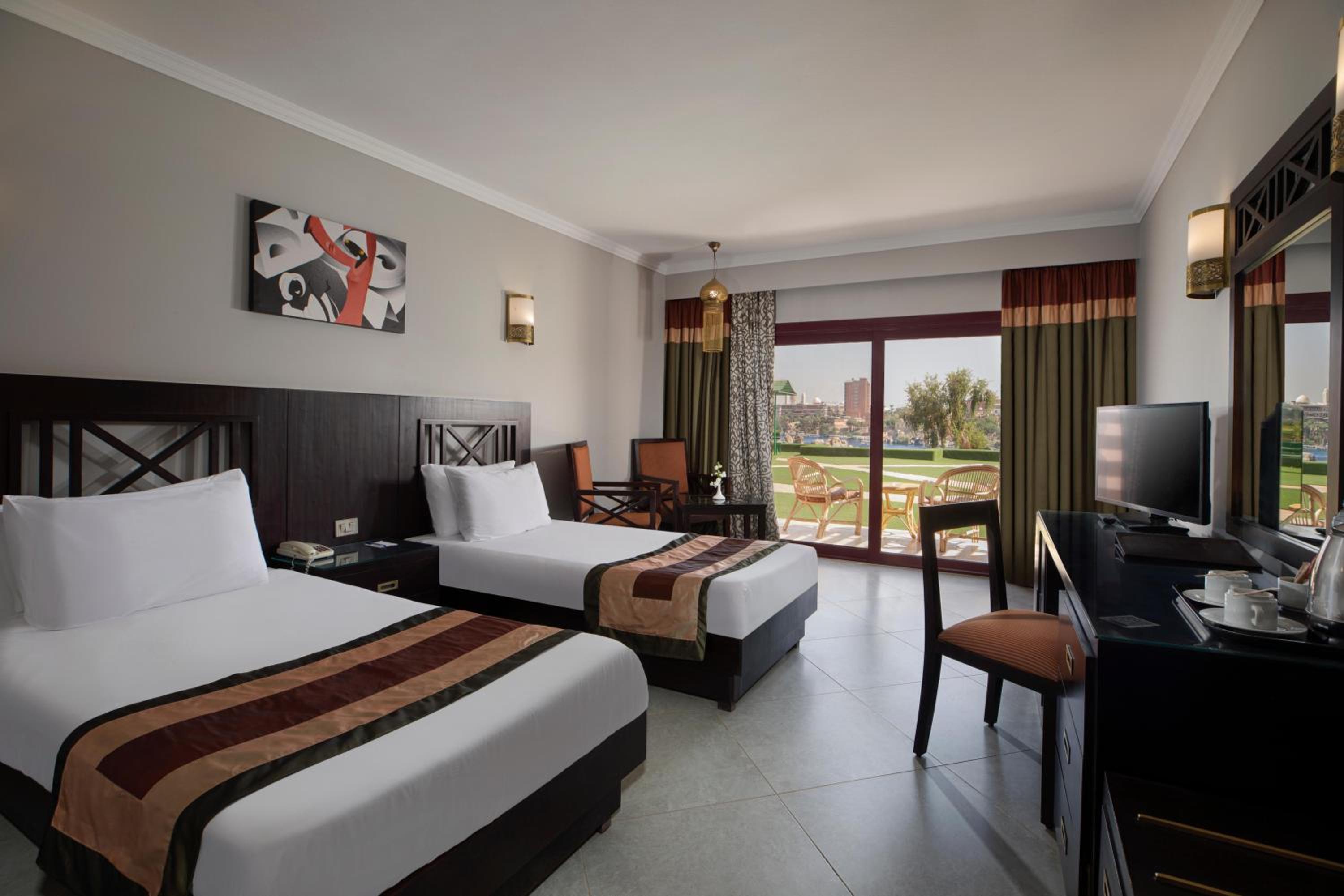 Triple Room - Nile view - Photo 3