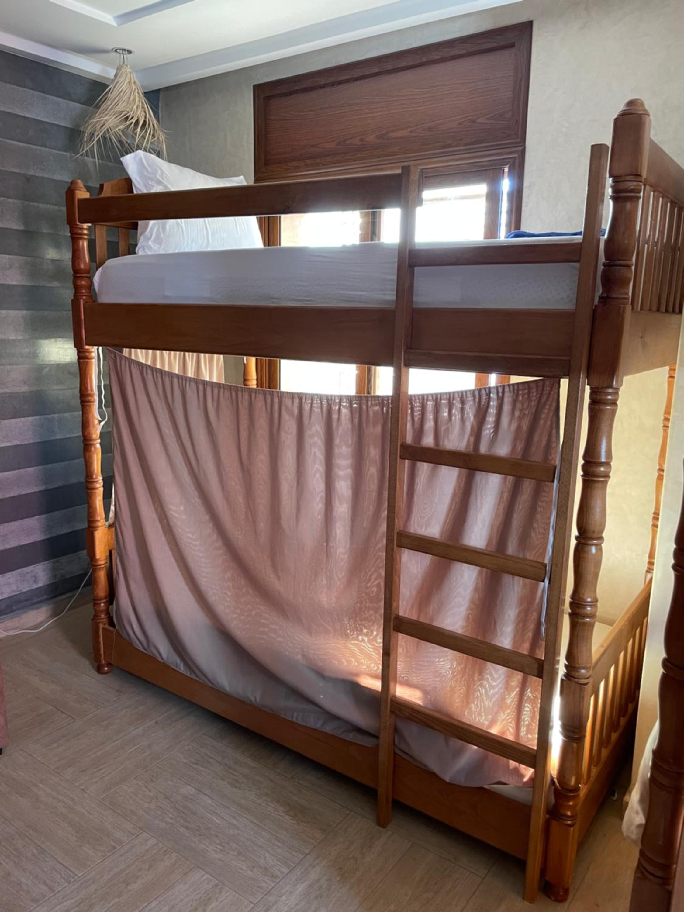 Bed in 6-Bed Mixed Dormitory Room photo 2
