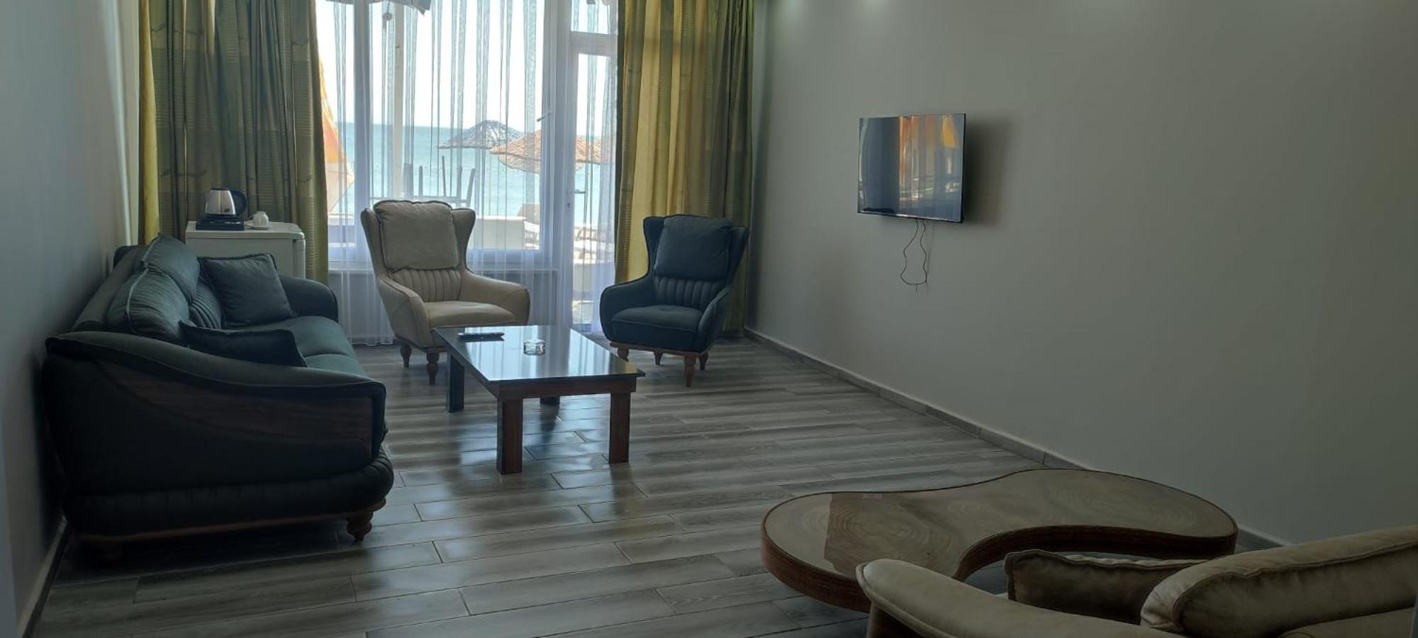 Deluxe Suite photo 1