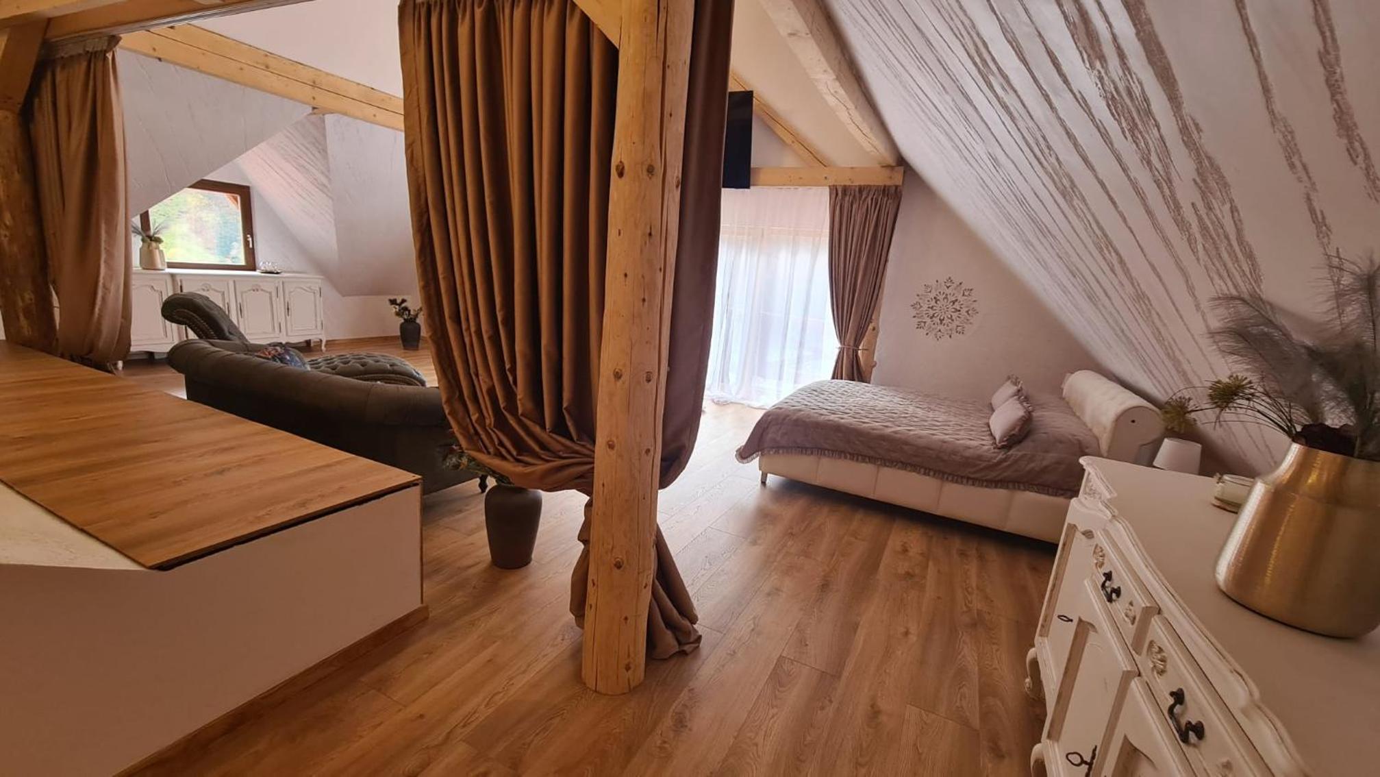 Premium Quadruple Room