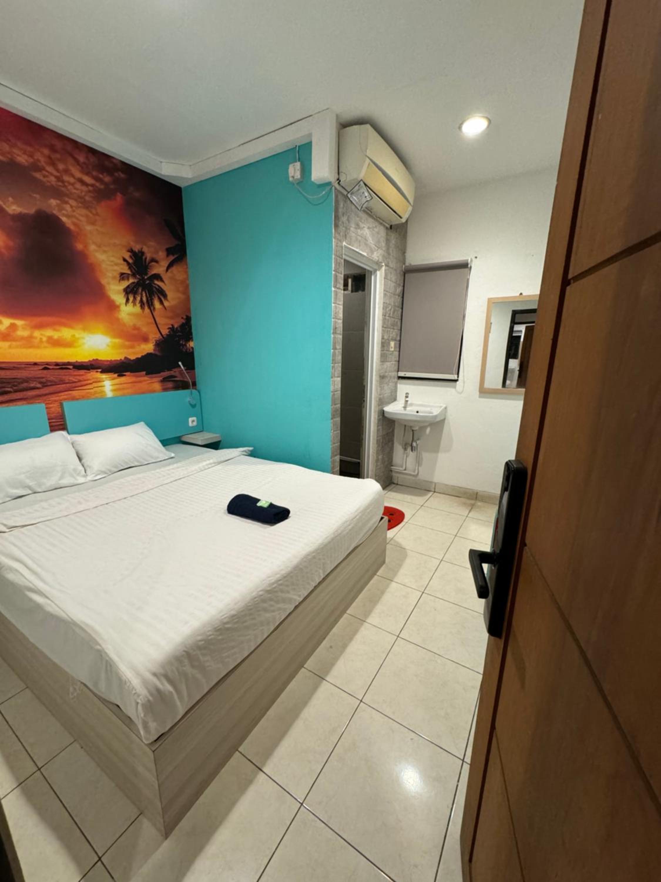 Double Room - Photo 13